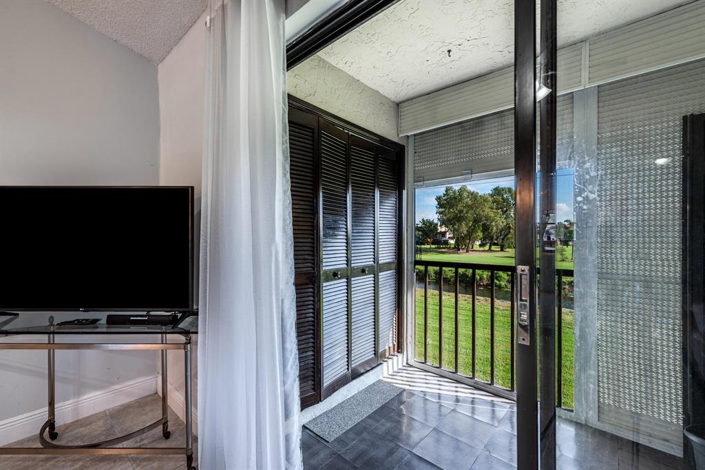 LUCERNE LAKES GOLF COURSE - Residential