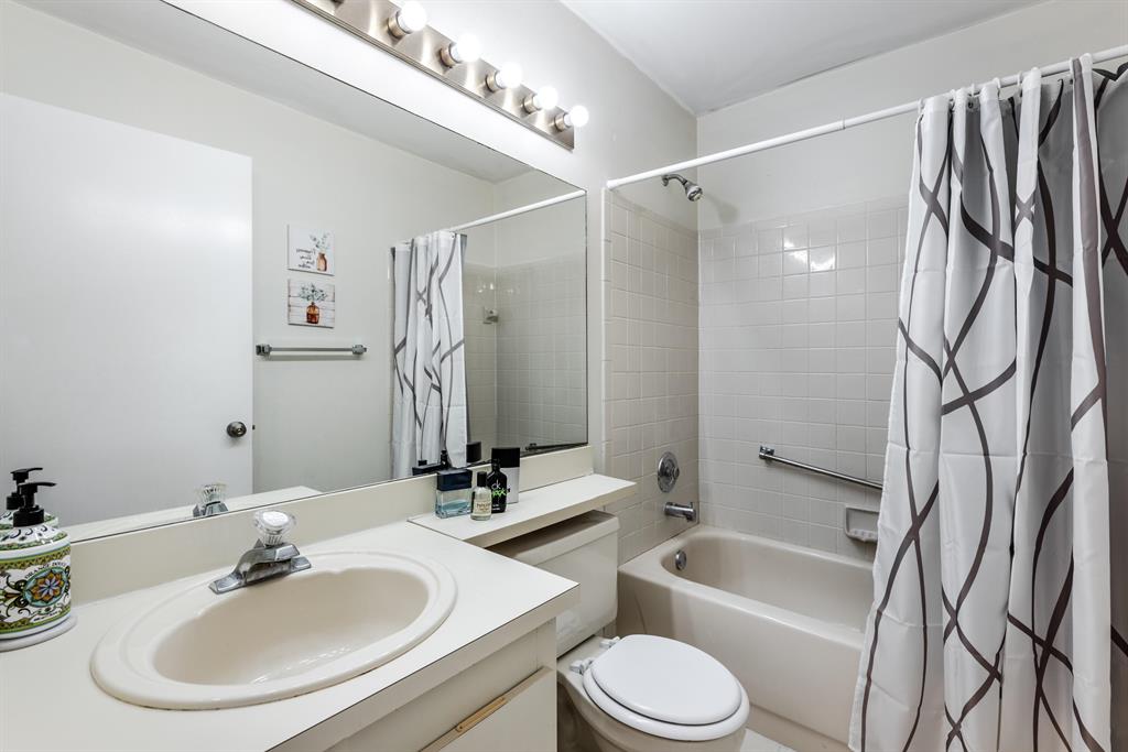 LUCERNE LAKES GOLF COURSE - Residential