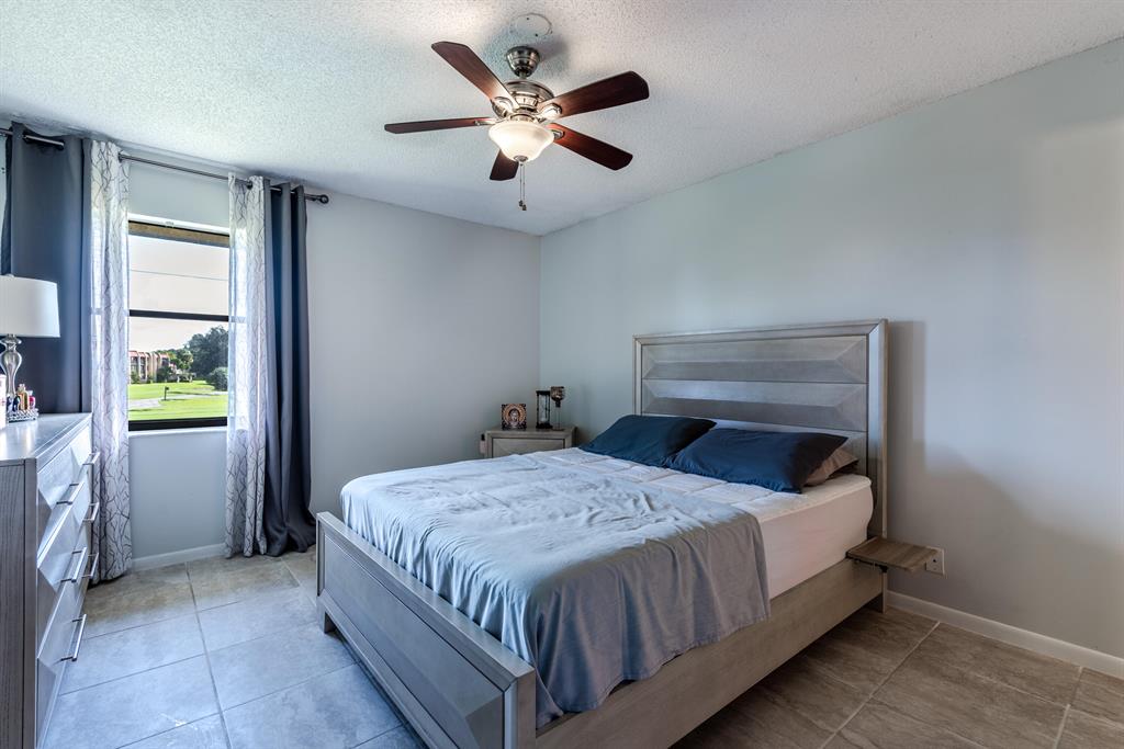 LUCERNE LAKES GOLF COURSE - Residential