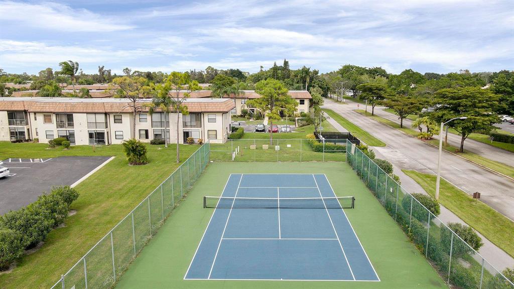 LUCERNE LAKES GOLF COURSE - Residential