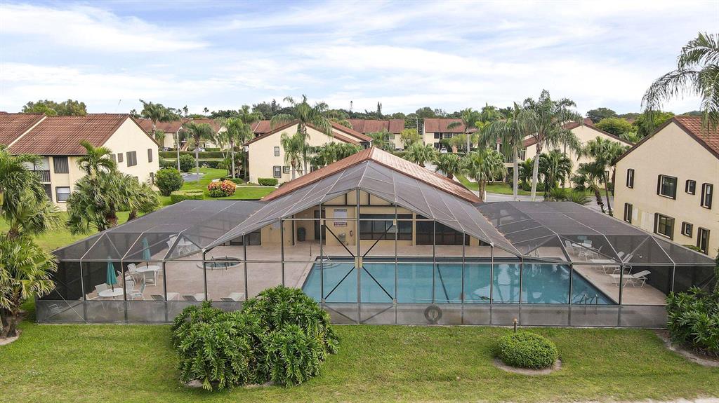 LUCERNE LAKES GOLF COURSE - Residential