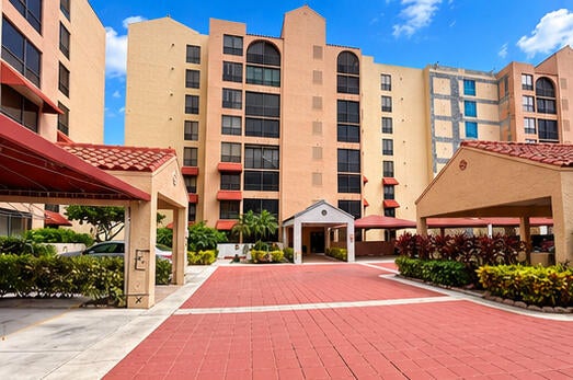 7153 PROMENADE Drive 702