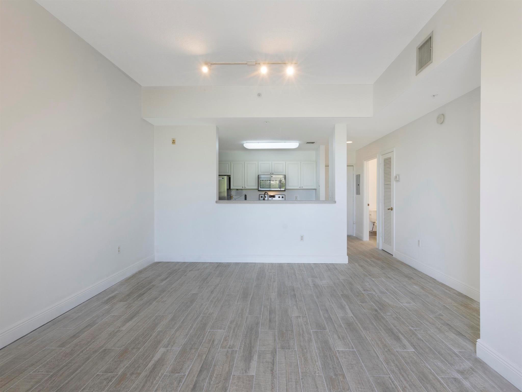 Village At Abacoa - Residential