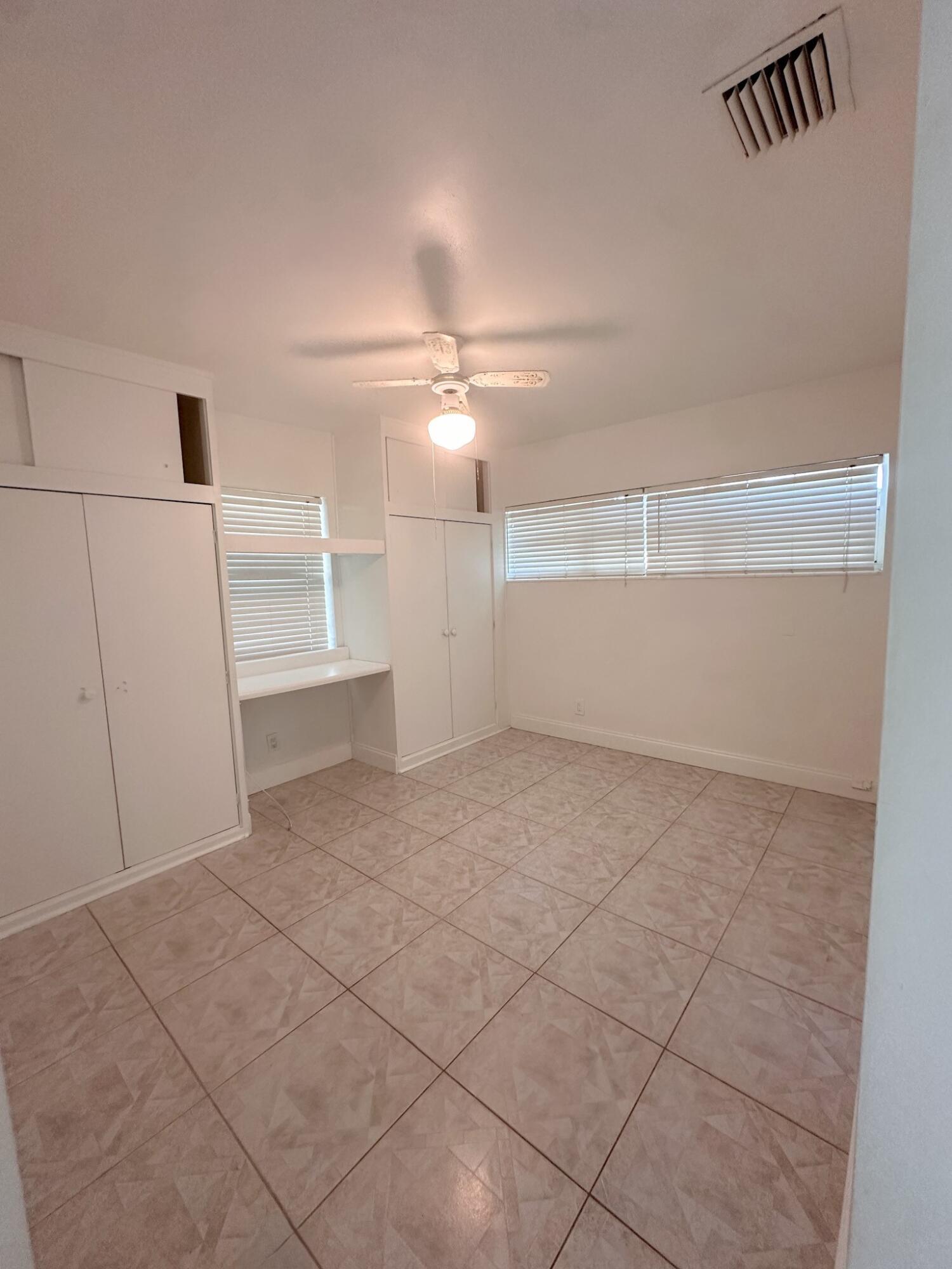NORTH ANDREWS TERRACE FIRST ADD - Residential Lease