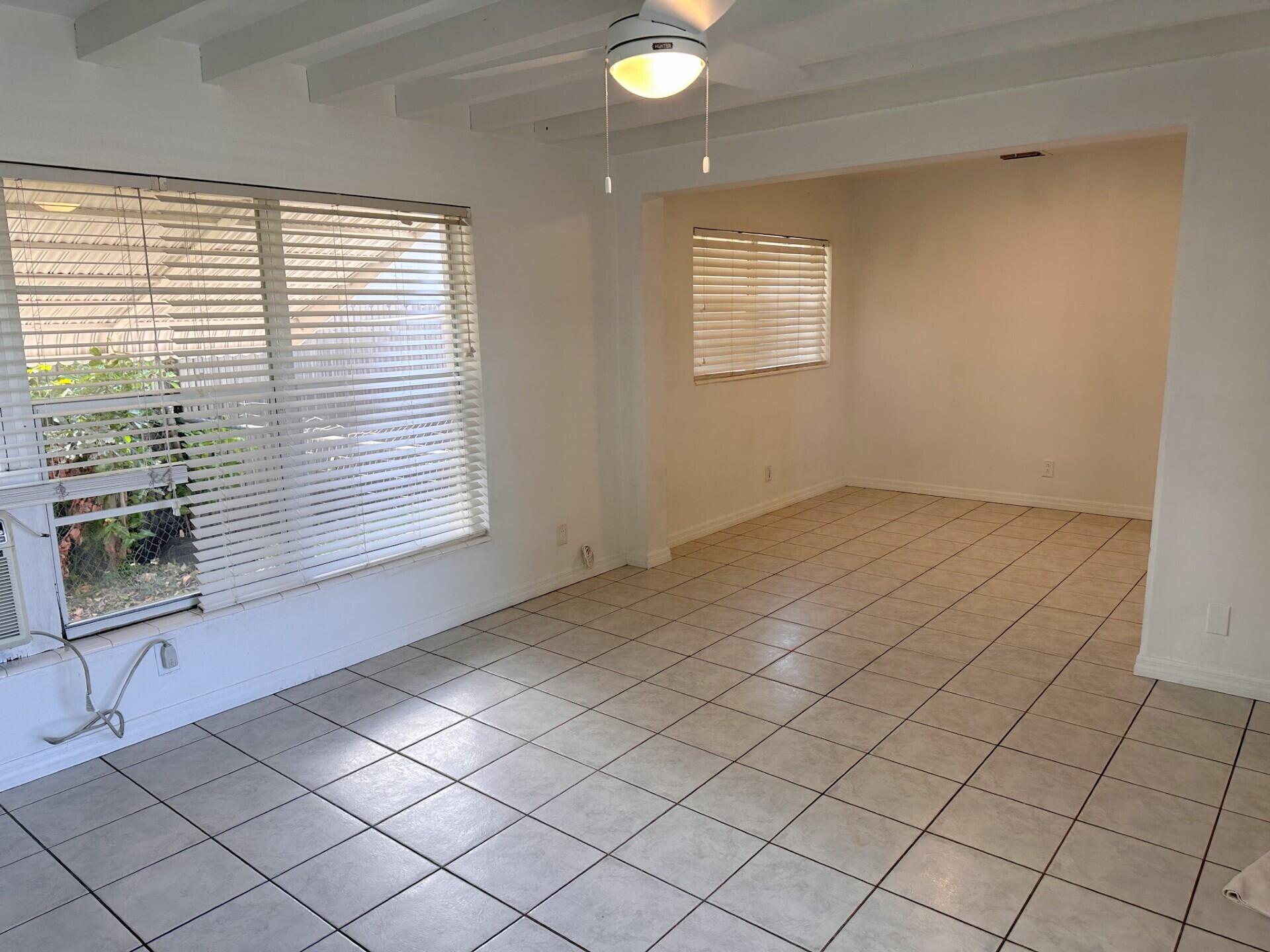 NORTH ANDREWS TERRACE FIRST ADD - Residential Lease