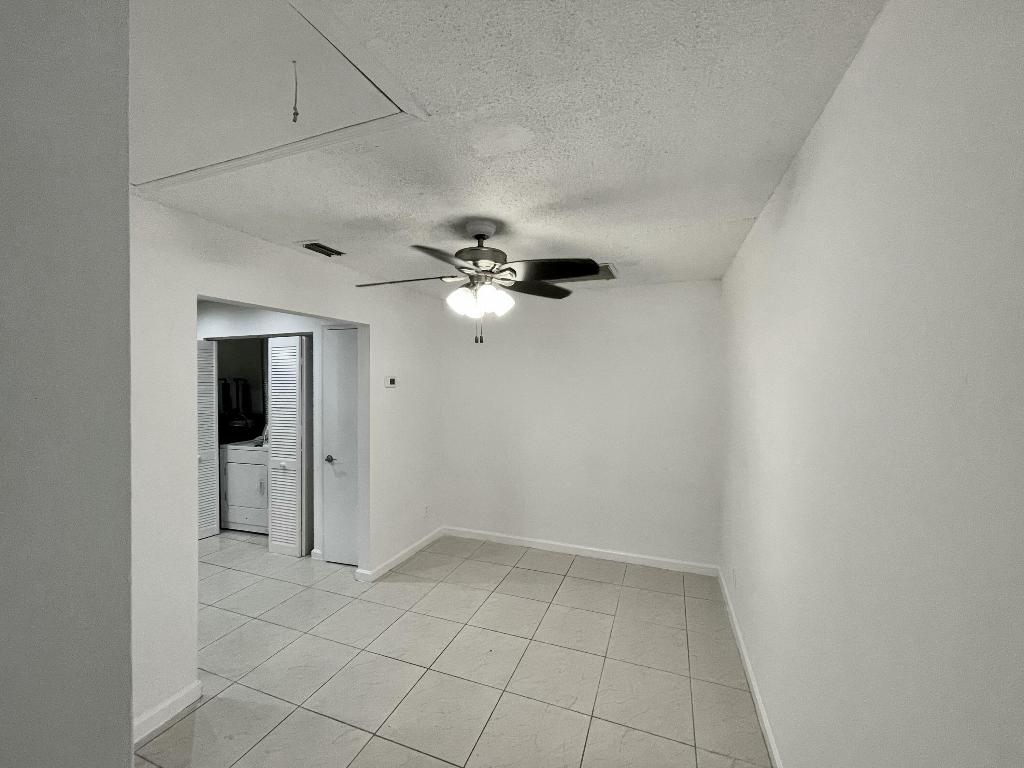 TREE LAKE - Residential