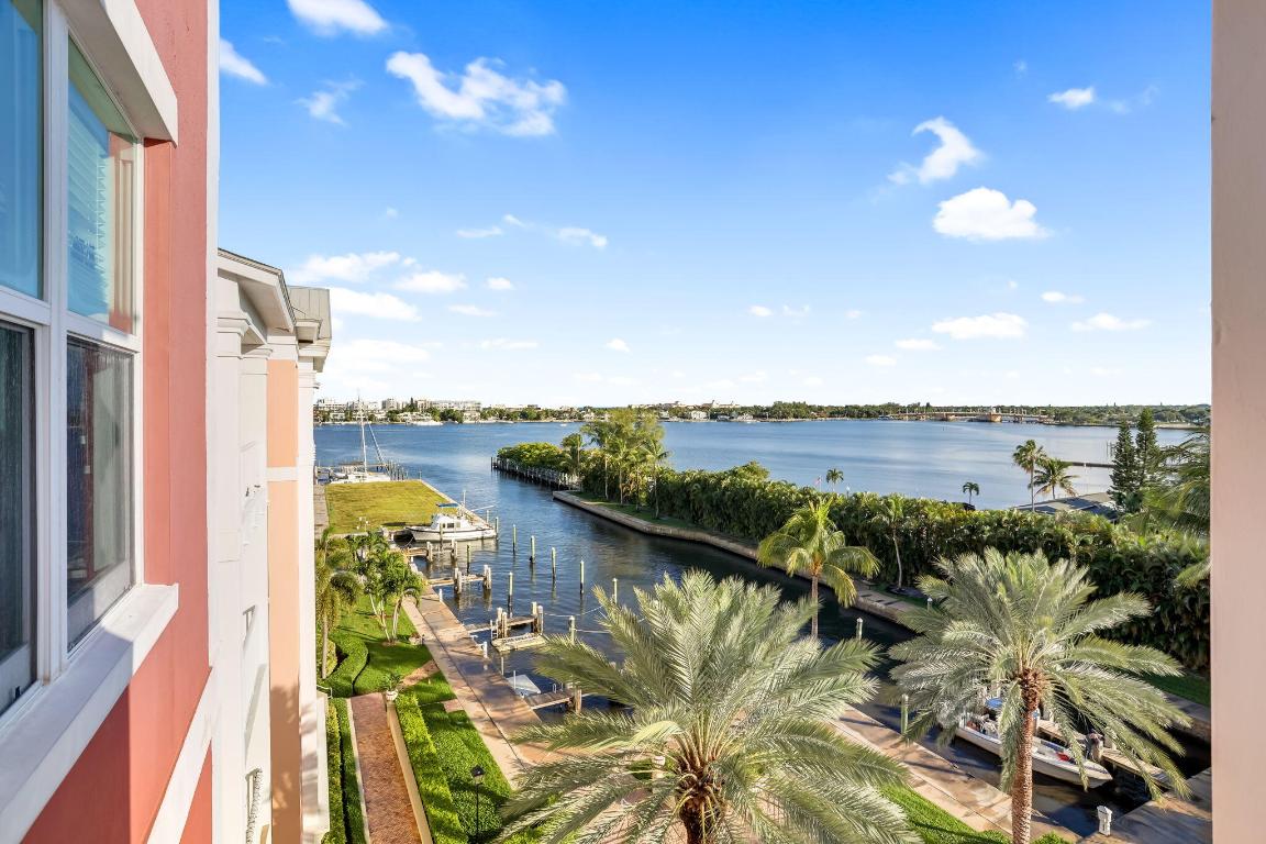 MOORINGS AT LANTANA CONDO 3 - Residential Lease