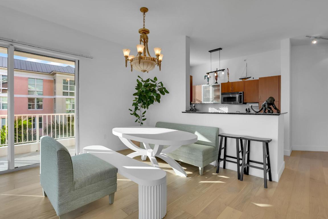 MOORINGS AT LANTANA CONDO 3 - Residential Lease