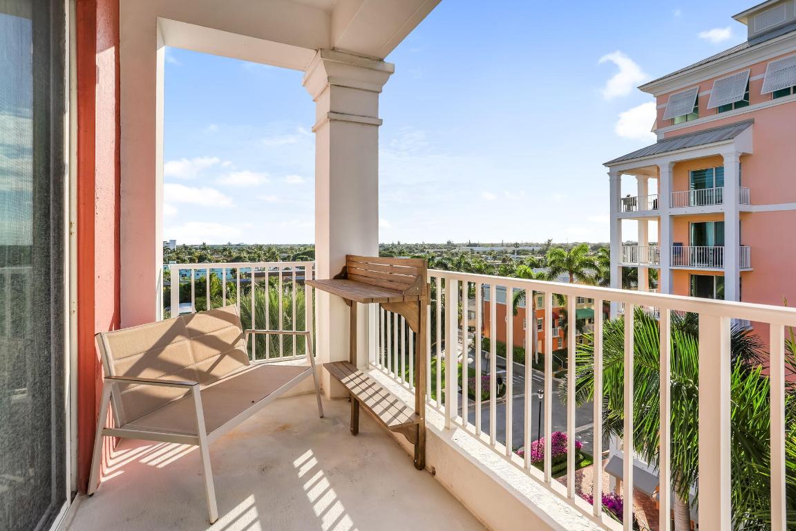 MOORINGS AT LANTANA CONDO 3 - Residential Lease