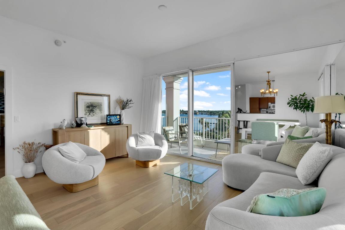 MOORINGS AT LANTANA CONDO 3 - Residential Lease