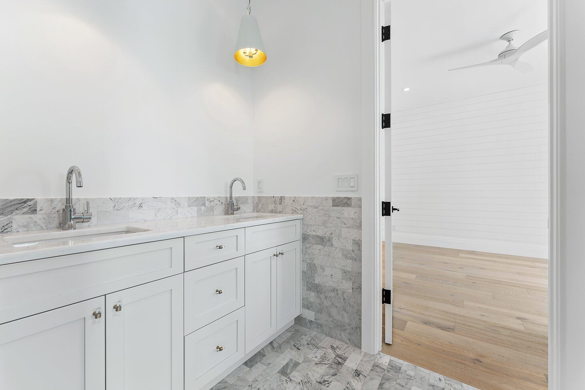 BAY HARBOR - Residential