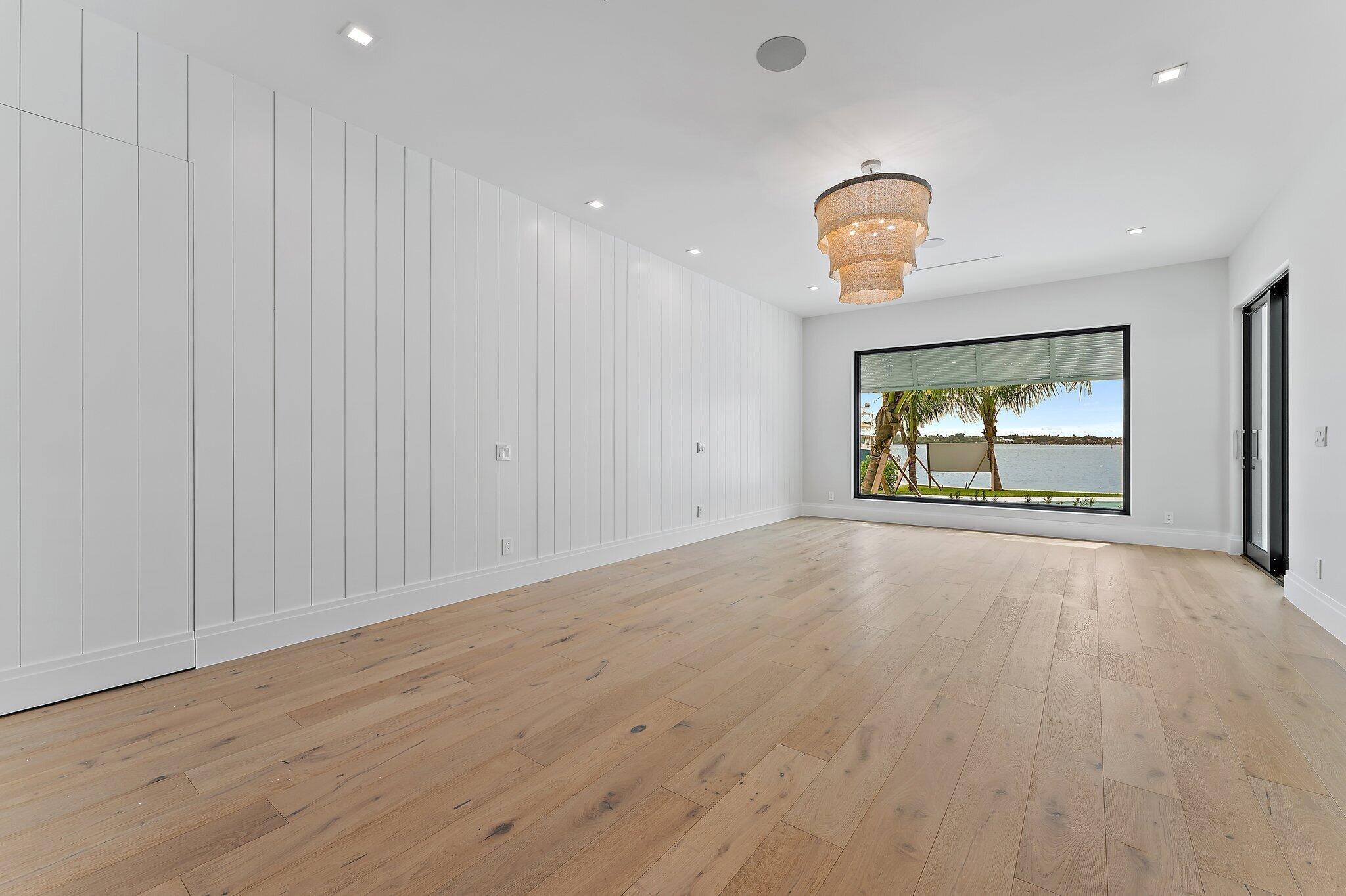 BAY HARBOR - Residential