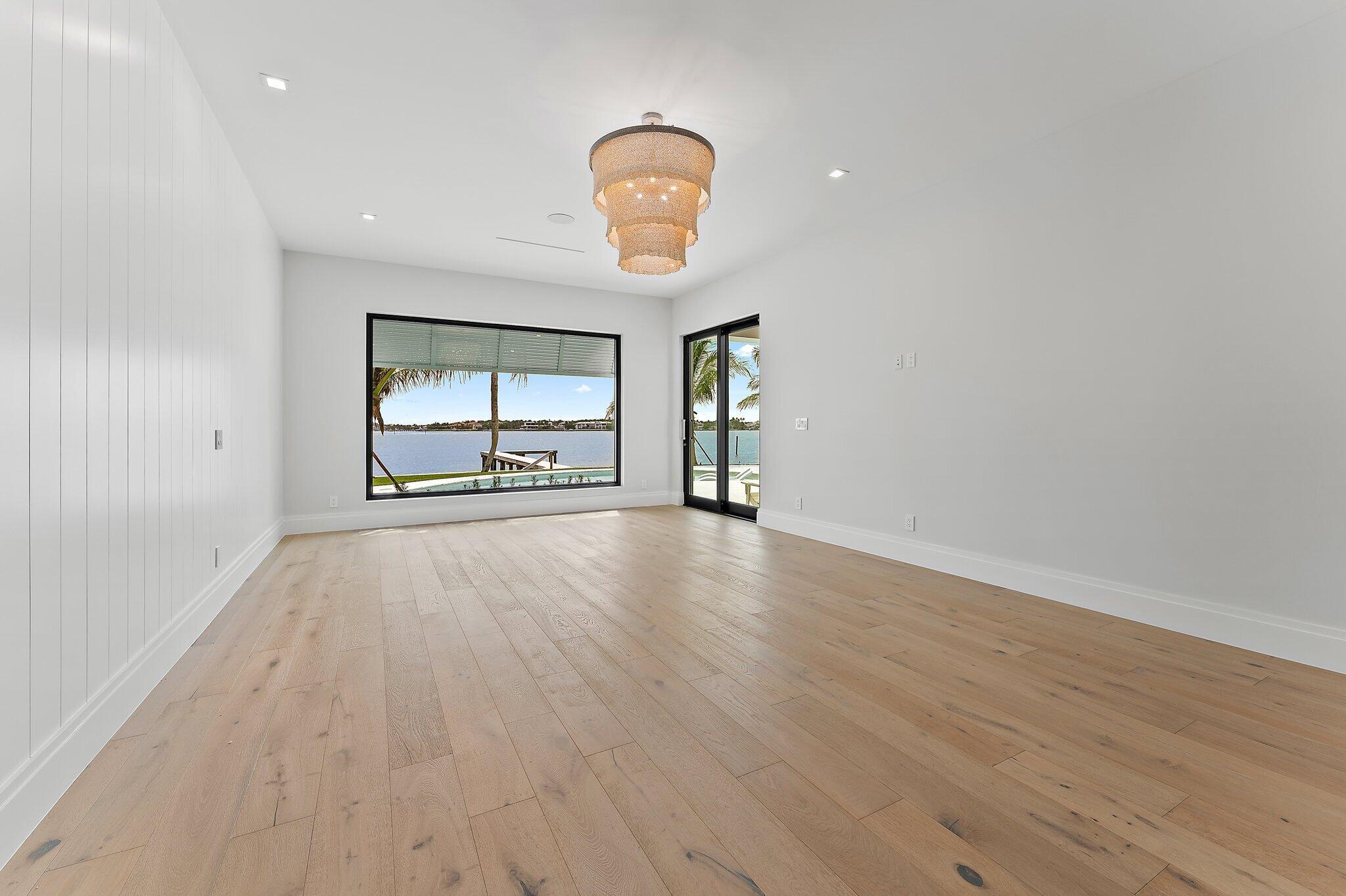 BAY HARBOR - Residential