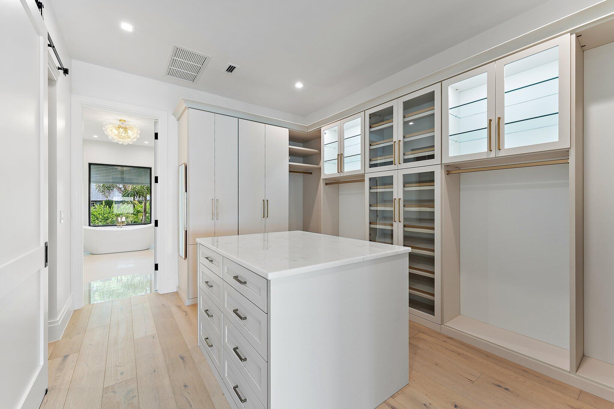 BAY HARBOR - Residential