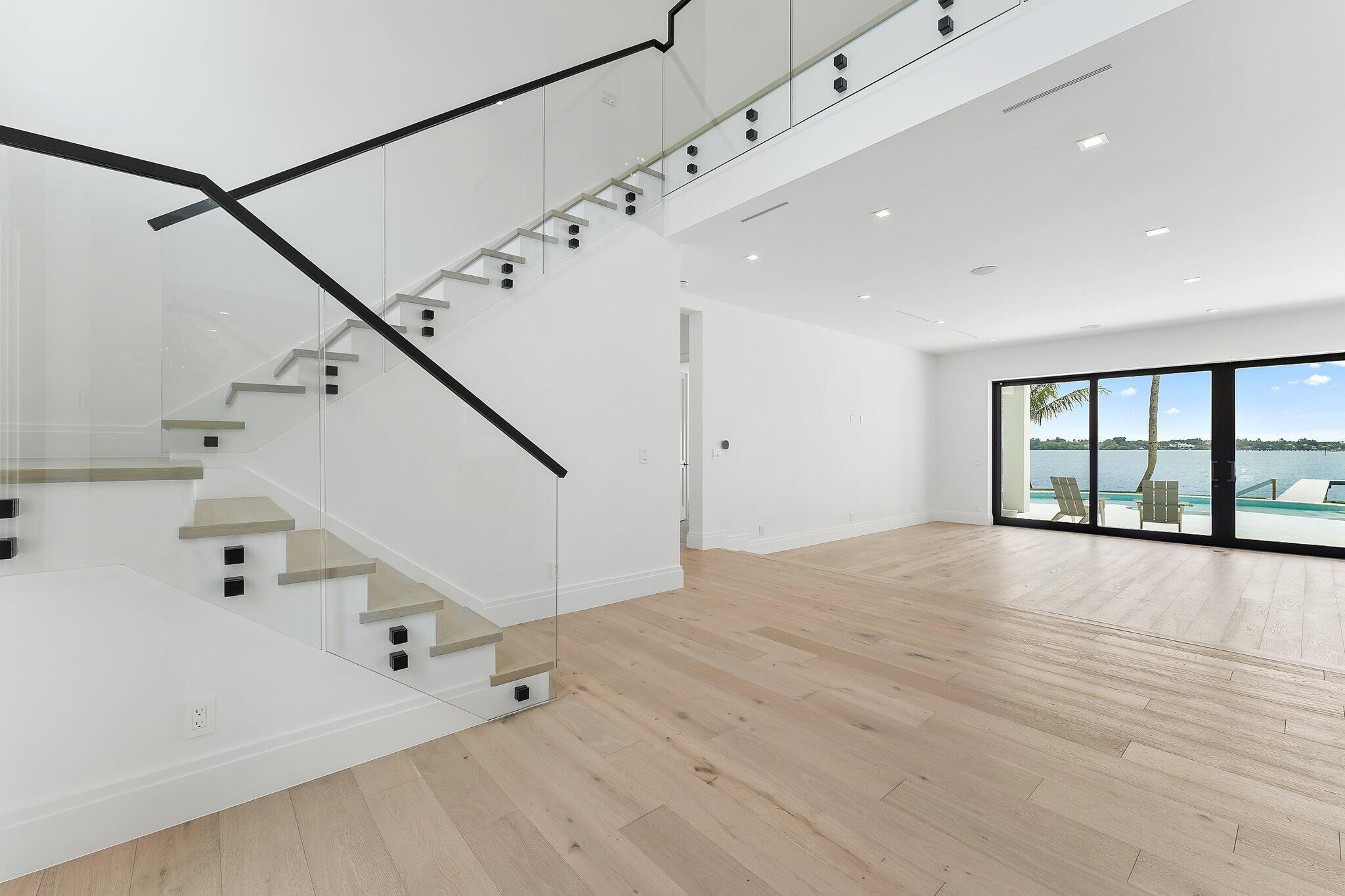 BAY HARBOR - Residential