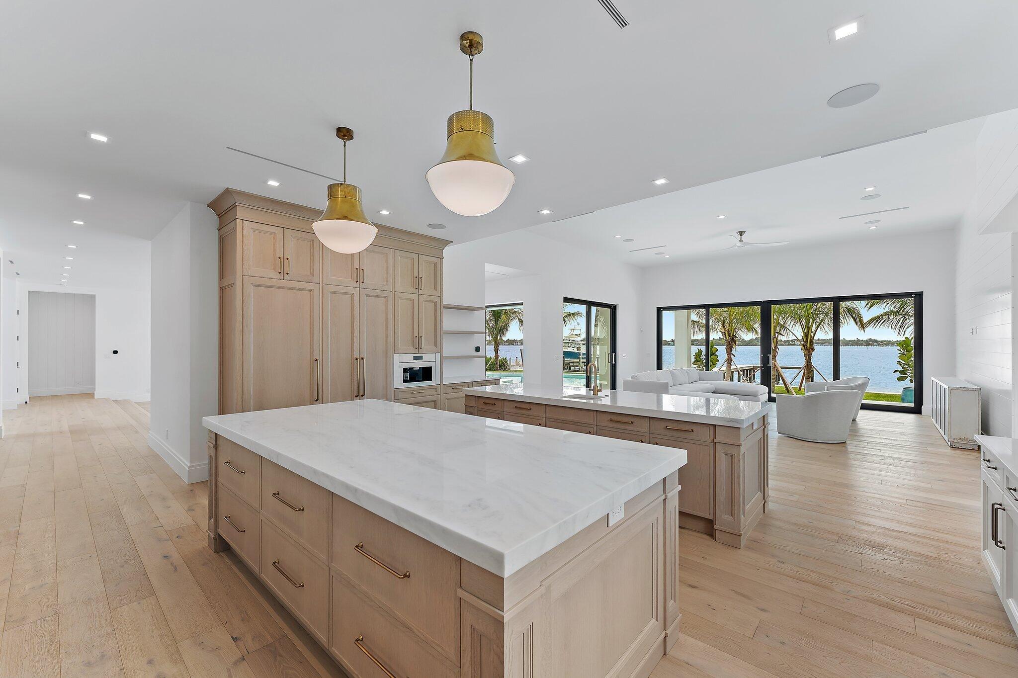 BAY HARBOR - Residential