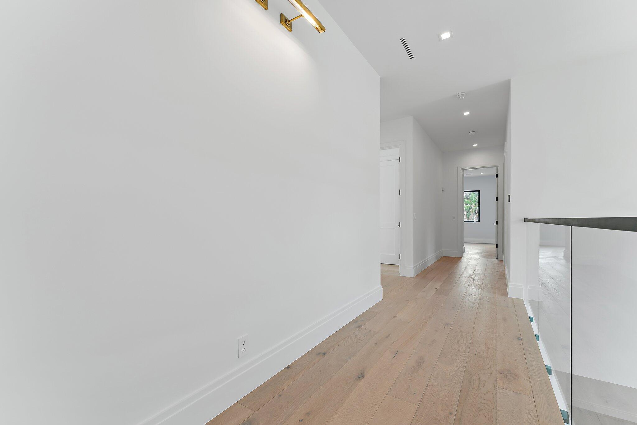 BAY HARBOR - Residential