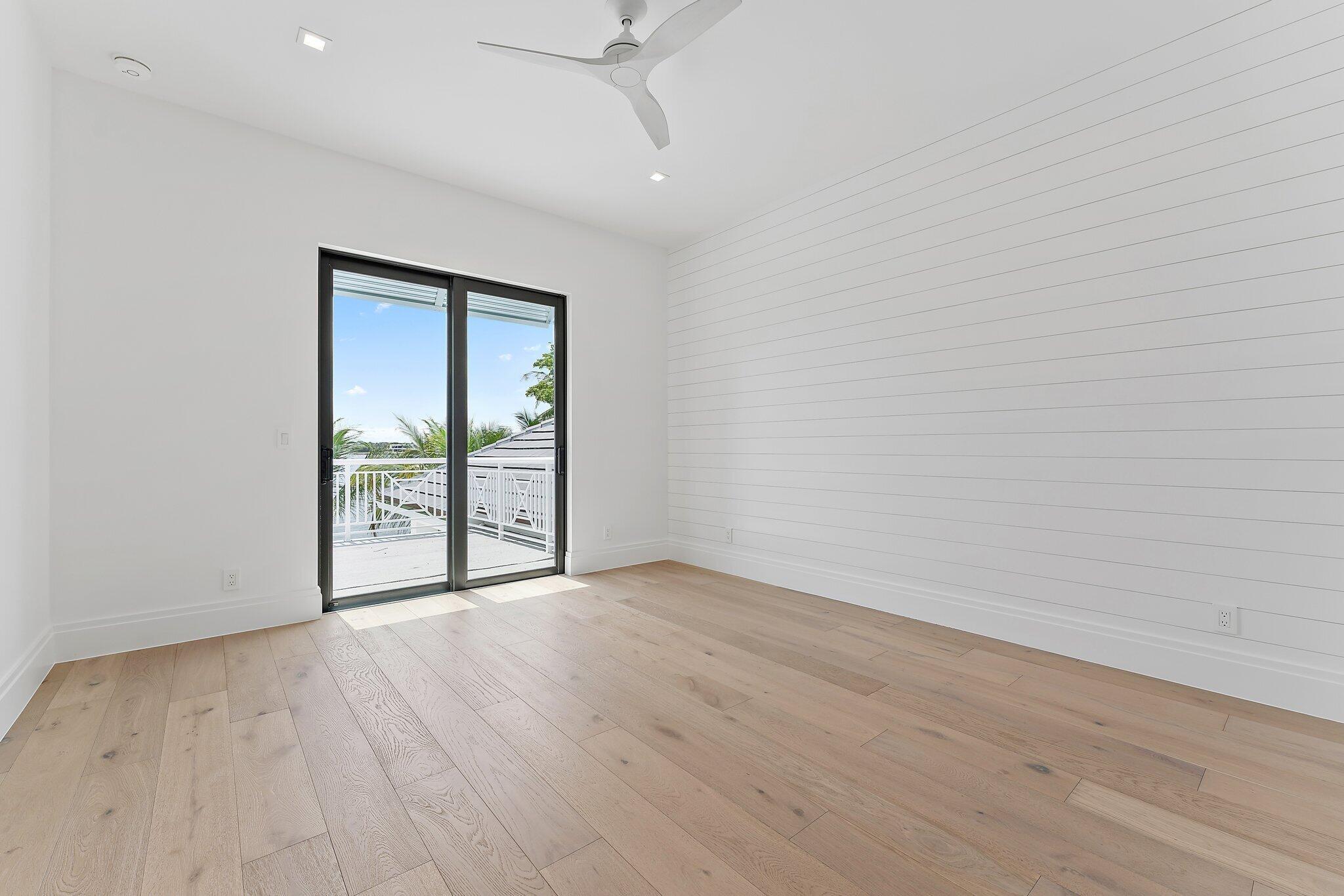 BAY HARBOR - Residential