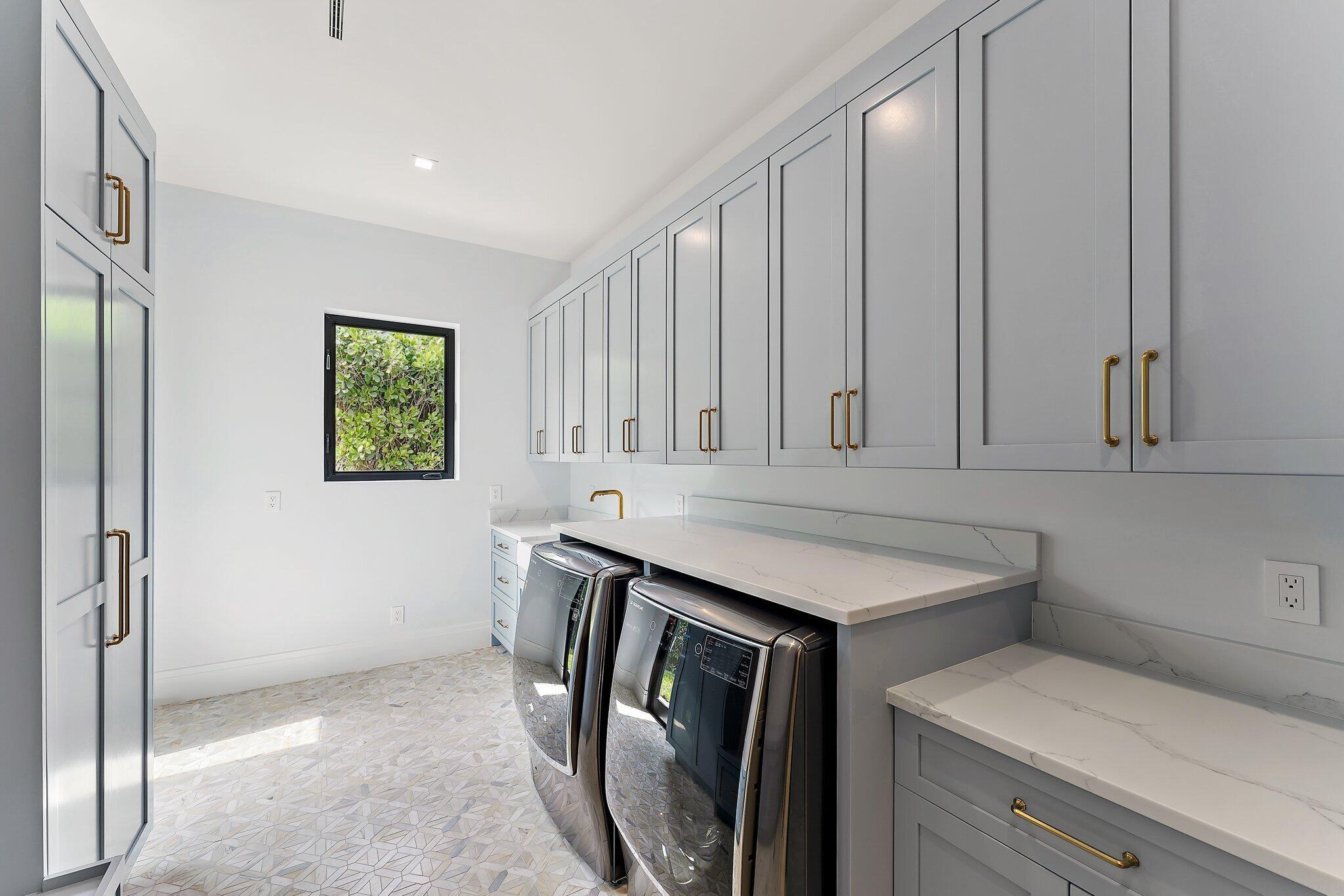 BAY HARBOR - Residential