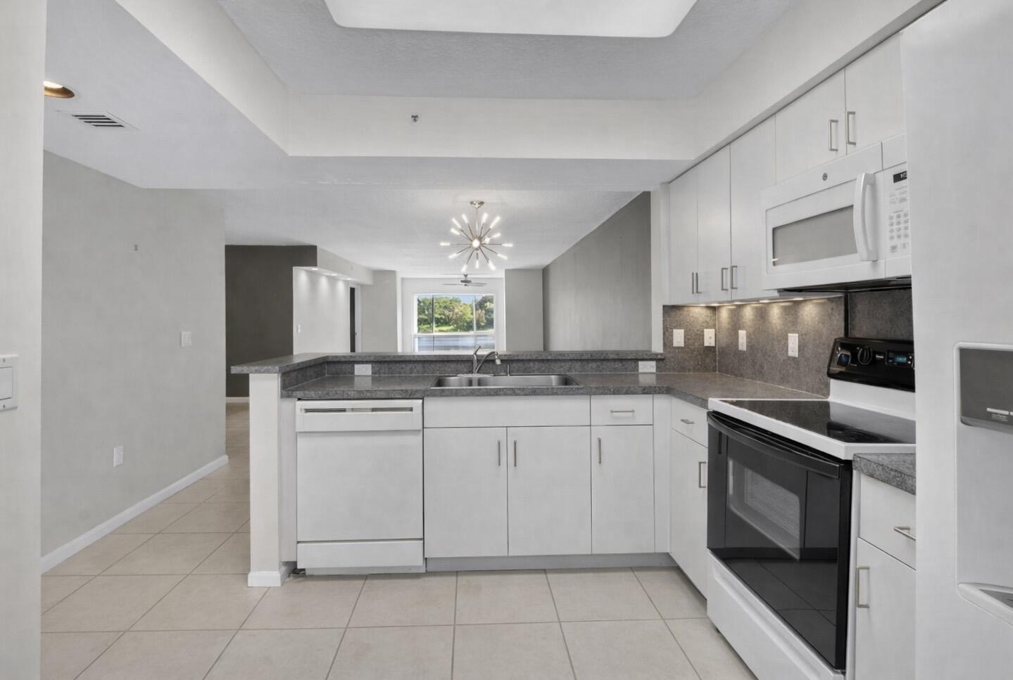 REGAL SHORES CONDO - Residential Lease