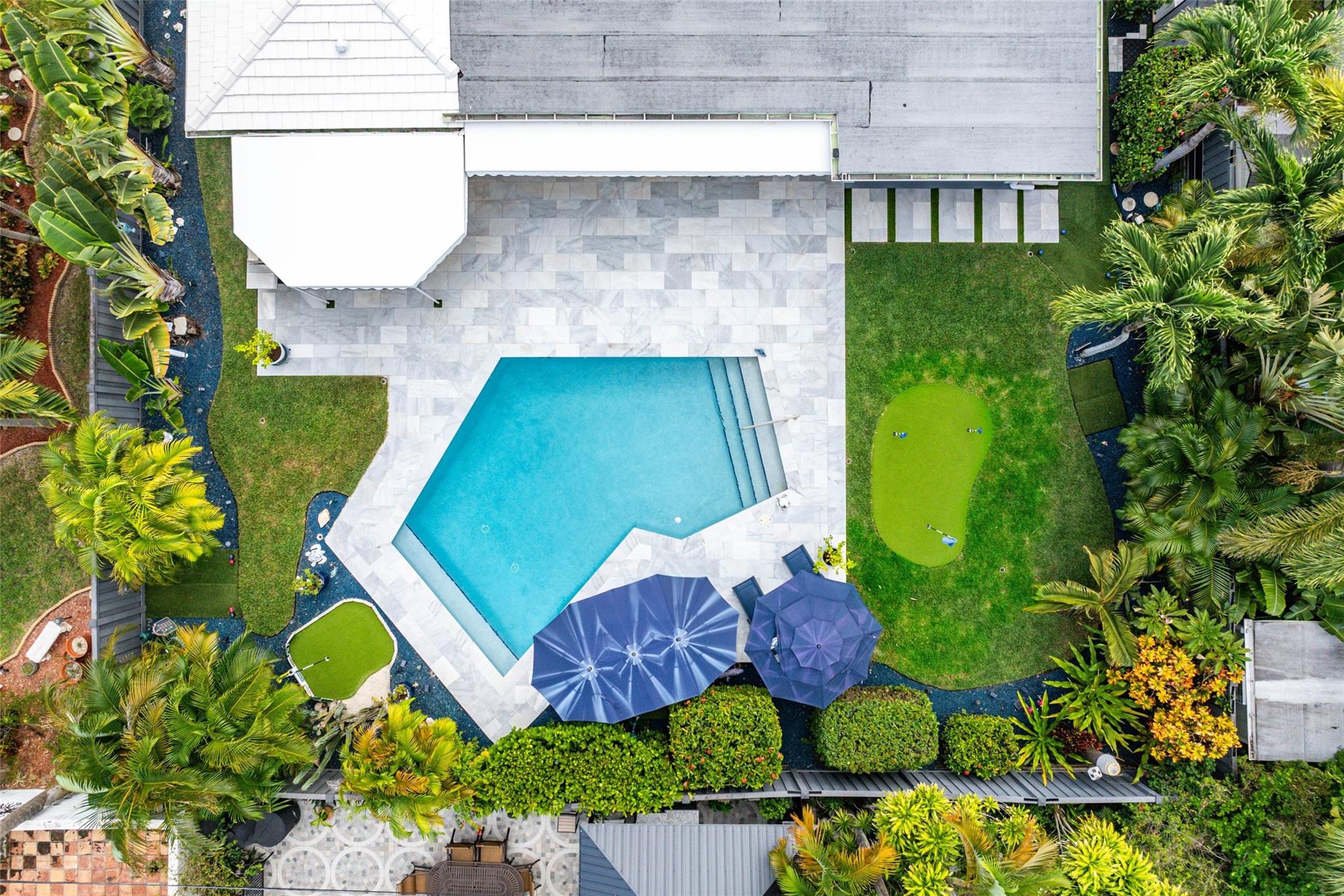 LAUDERDALE SURF & YACHT E - Residential