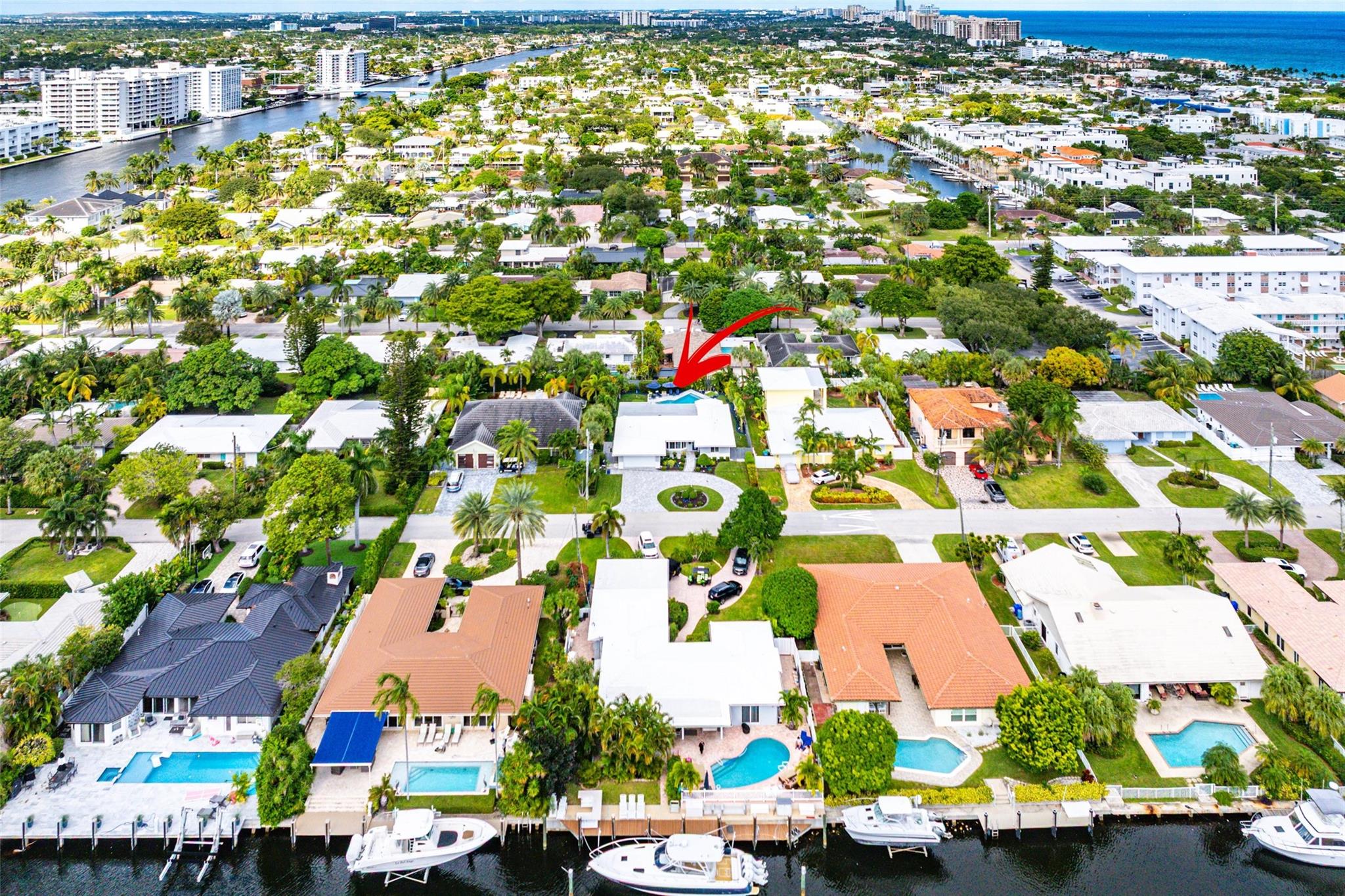 LAUDERDALE SURF & YACHT E - Residential