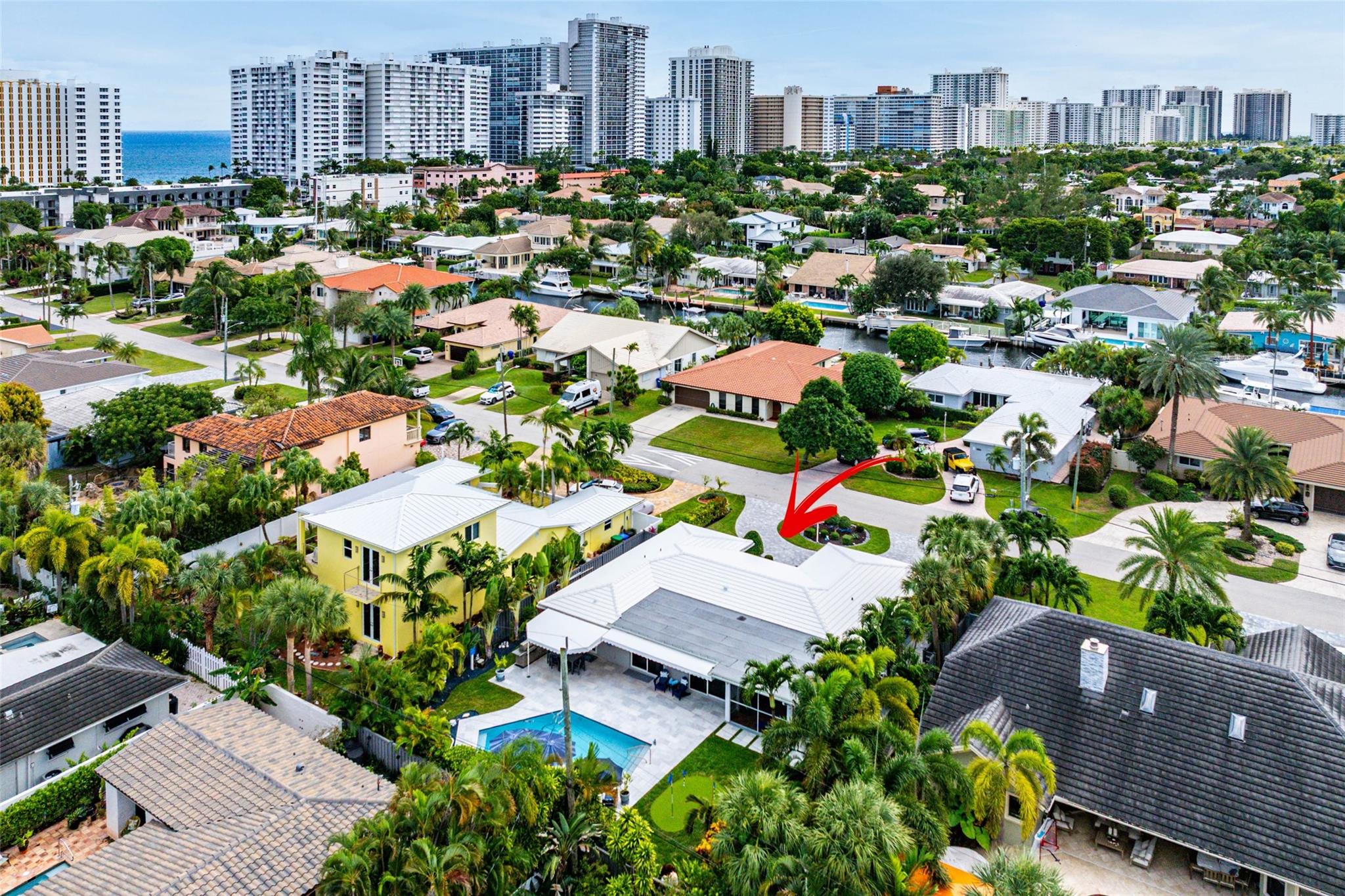 LAUDERDALE SURF & YACHT E - Residential