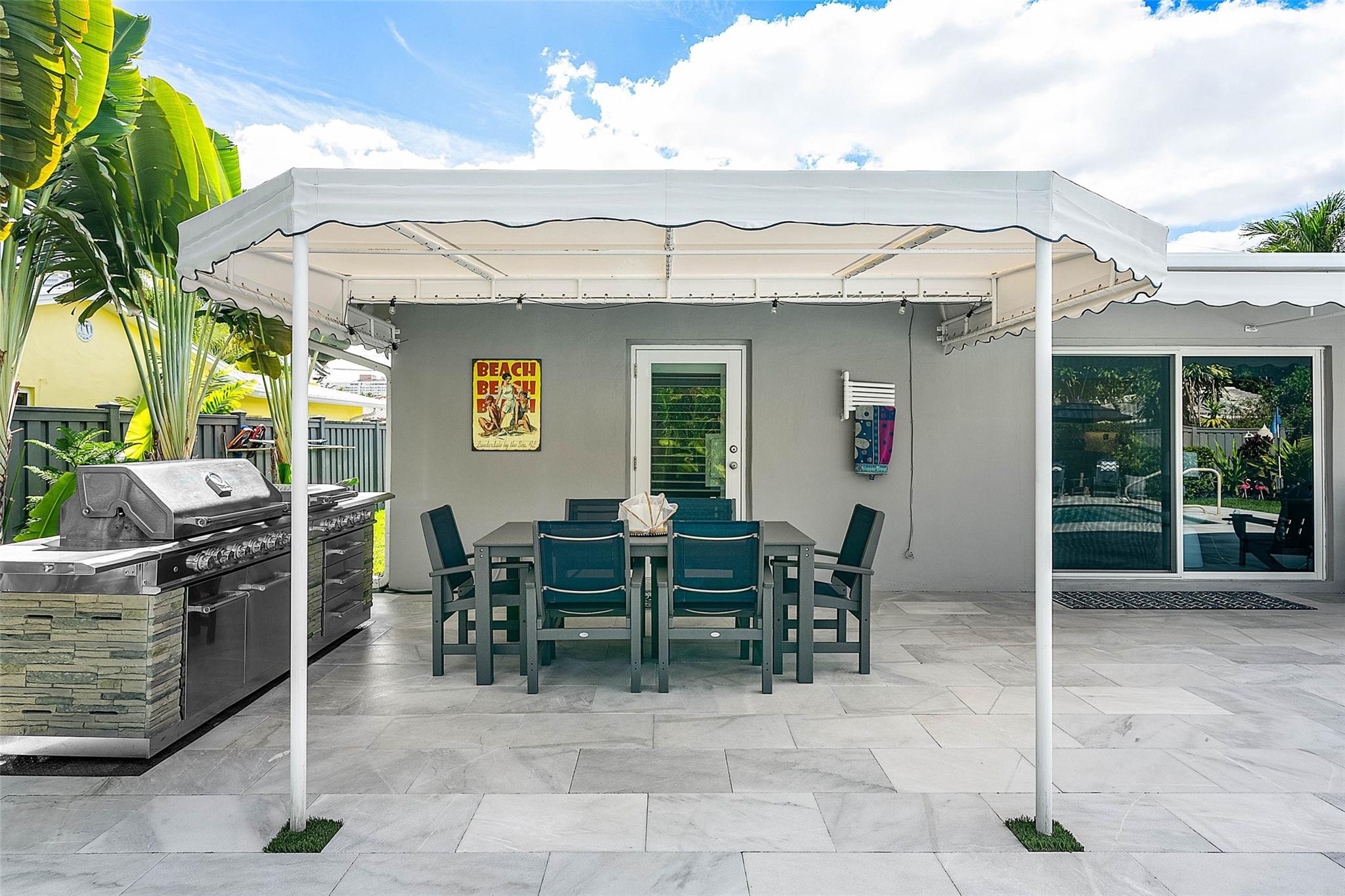 LAUDERDALE SURF & YACHT E - Residential