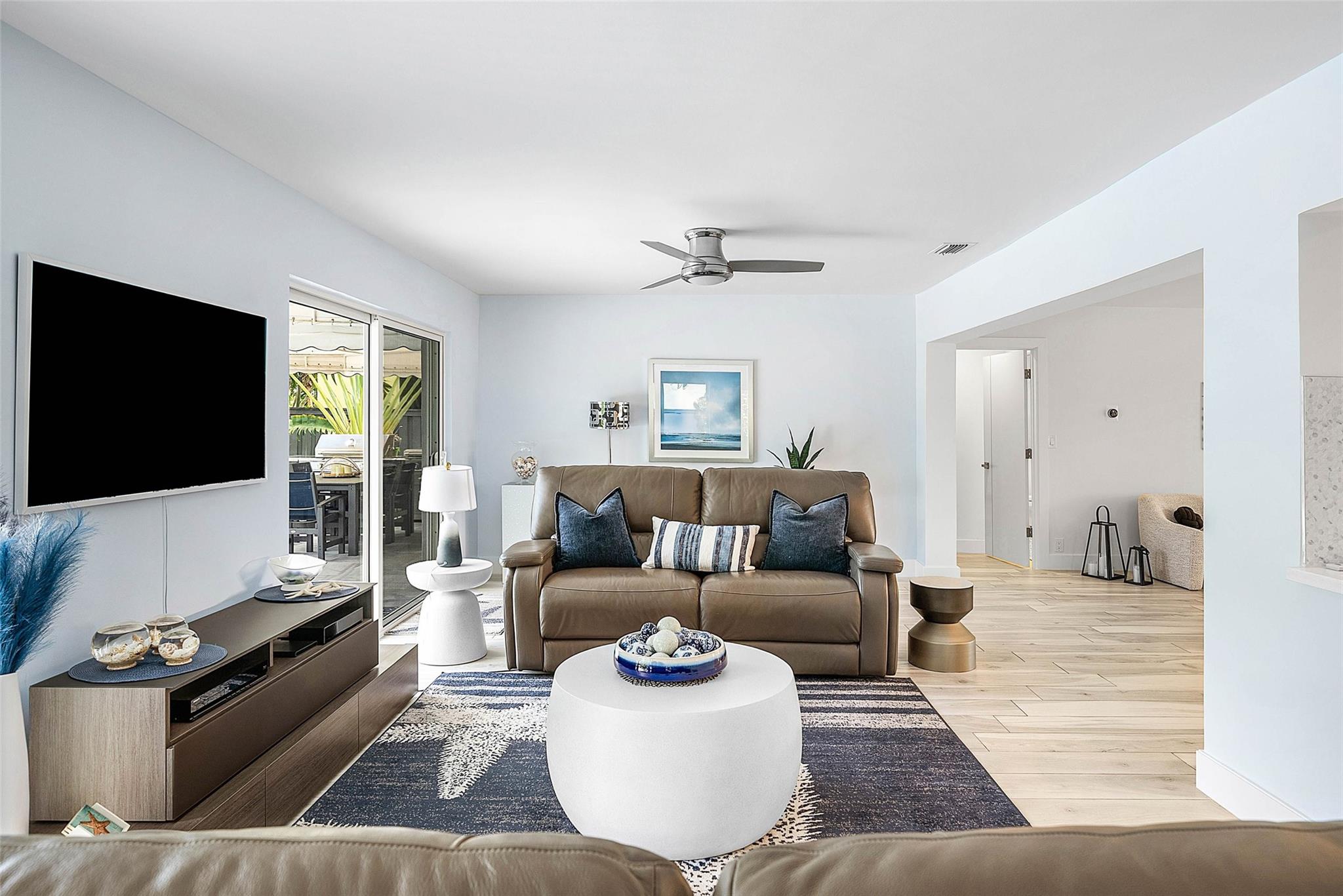 LAUDERDALE SURF & YACHT E - Residential