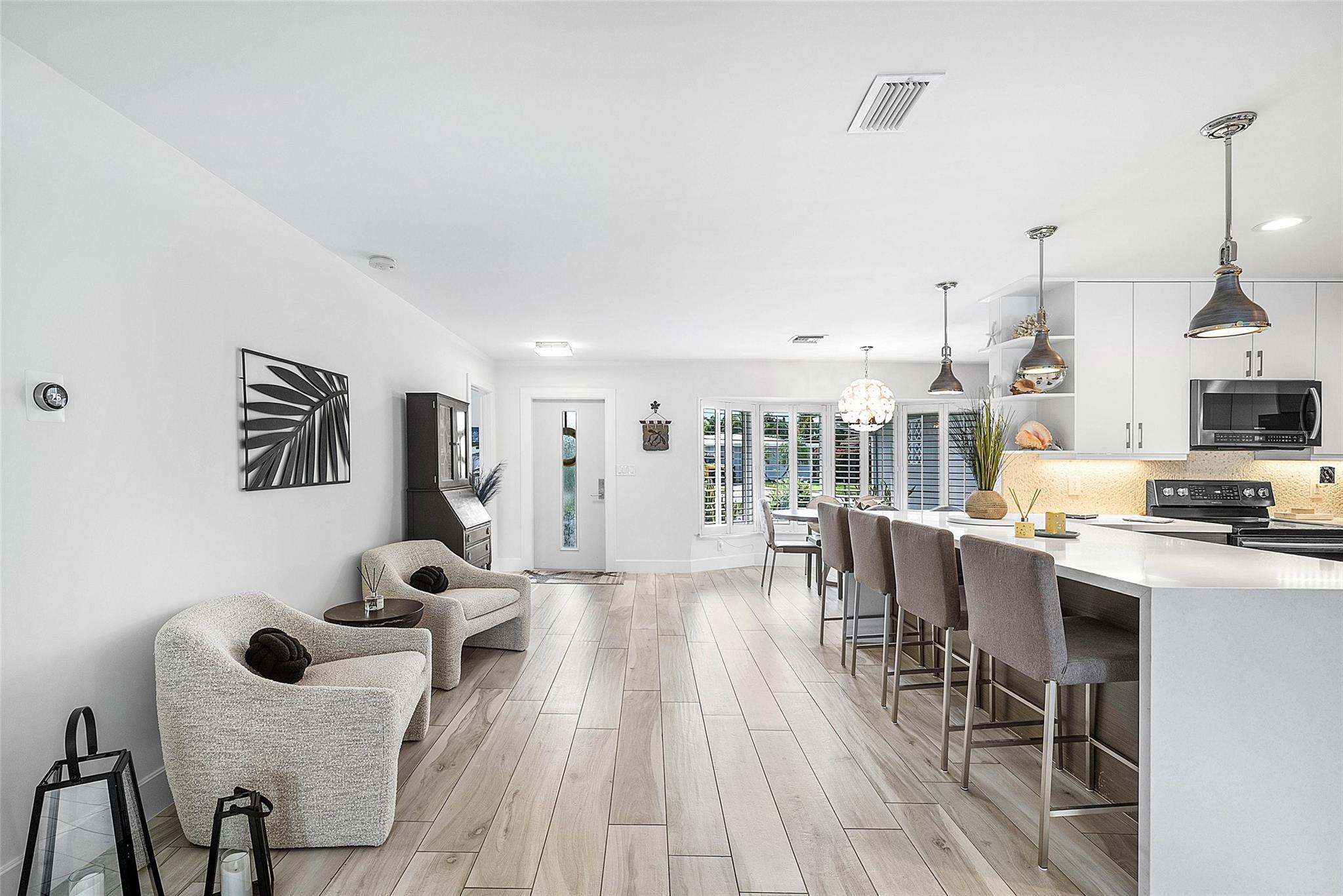 LAUDERDALE SURF & YACHT E - Residential