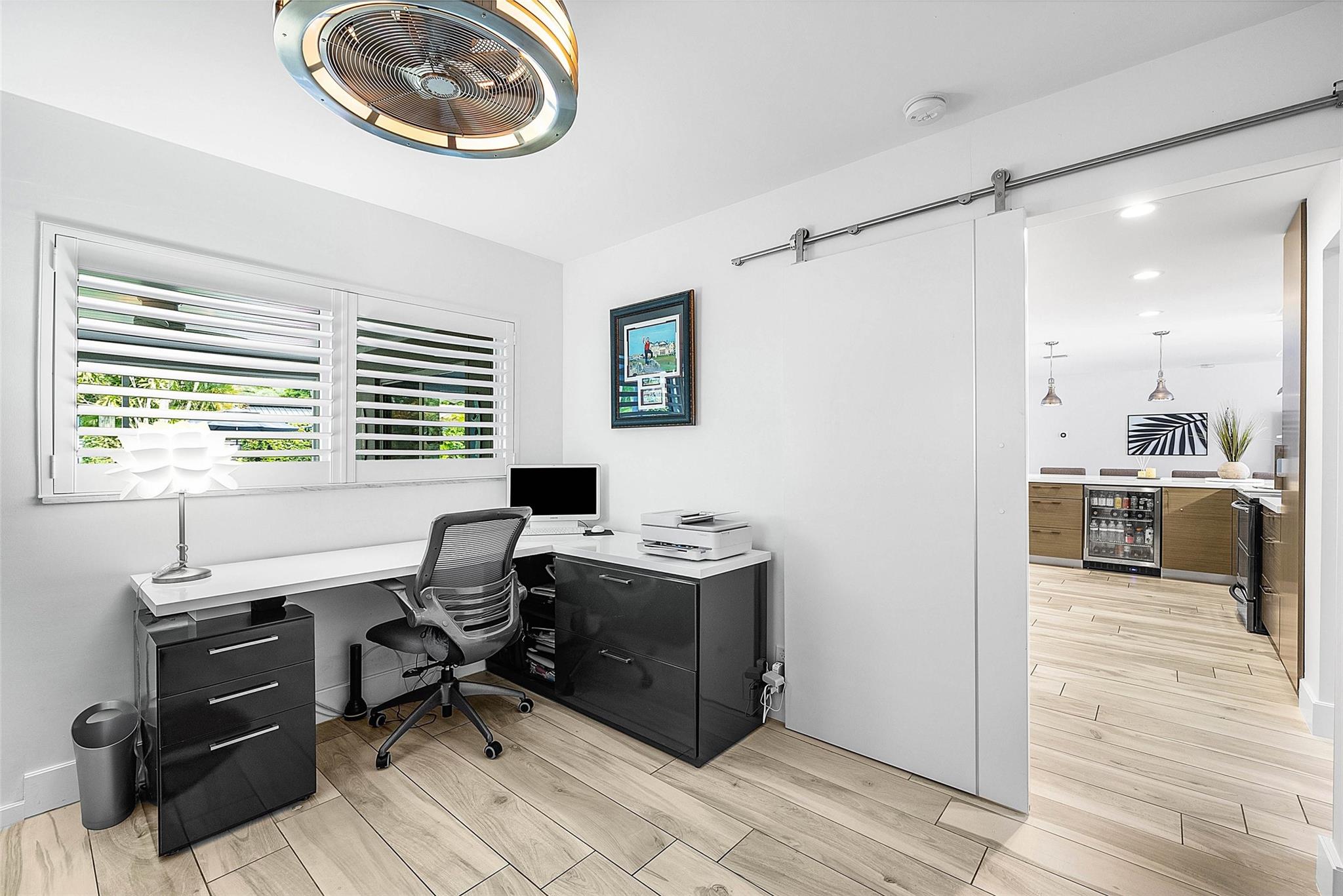 LAUDERDALE SURF & YACHT E - Residential