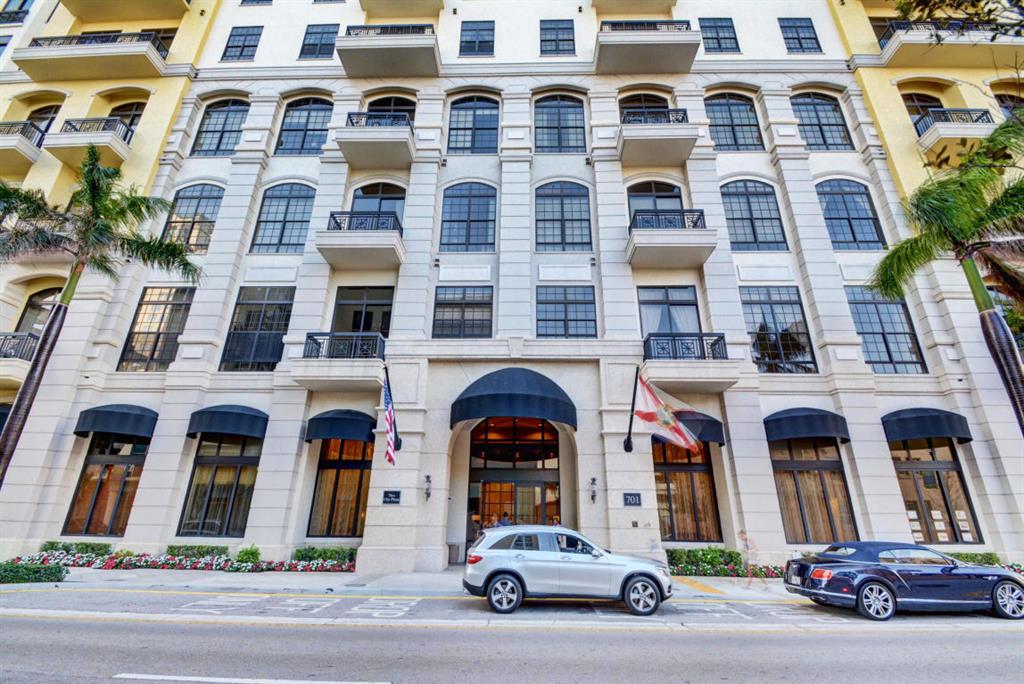 TWO CITY PLAZA - Residential