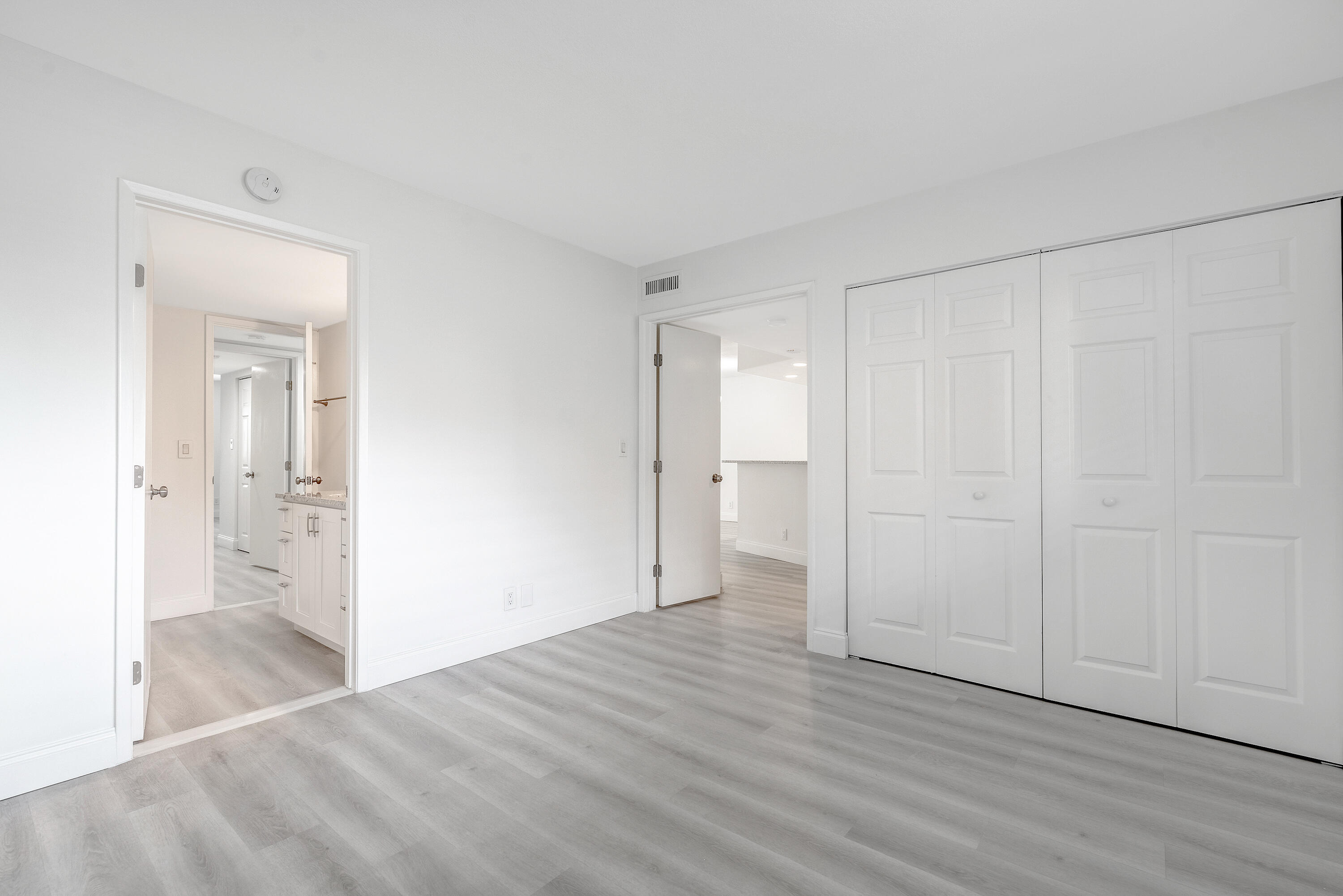 CYPRESS BEND CONDOMINIUM II - Residential