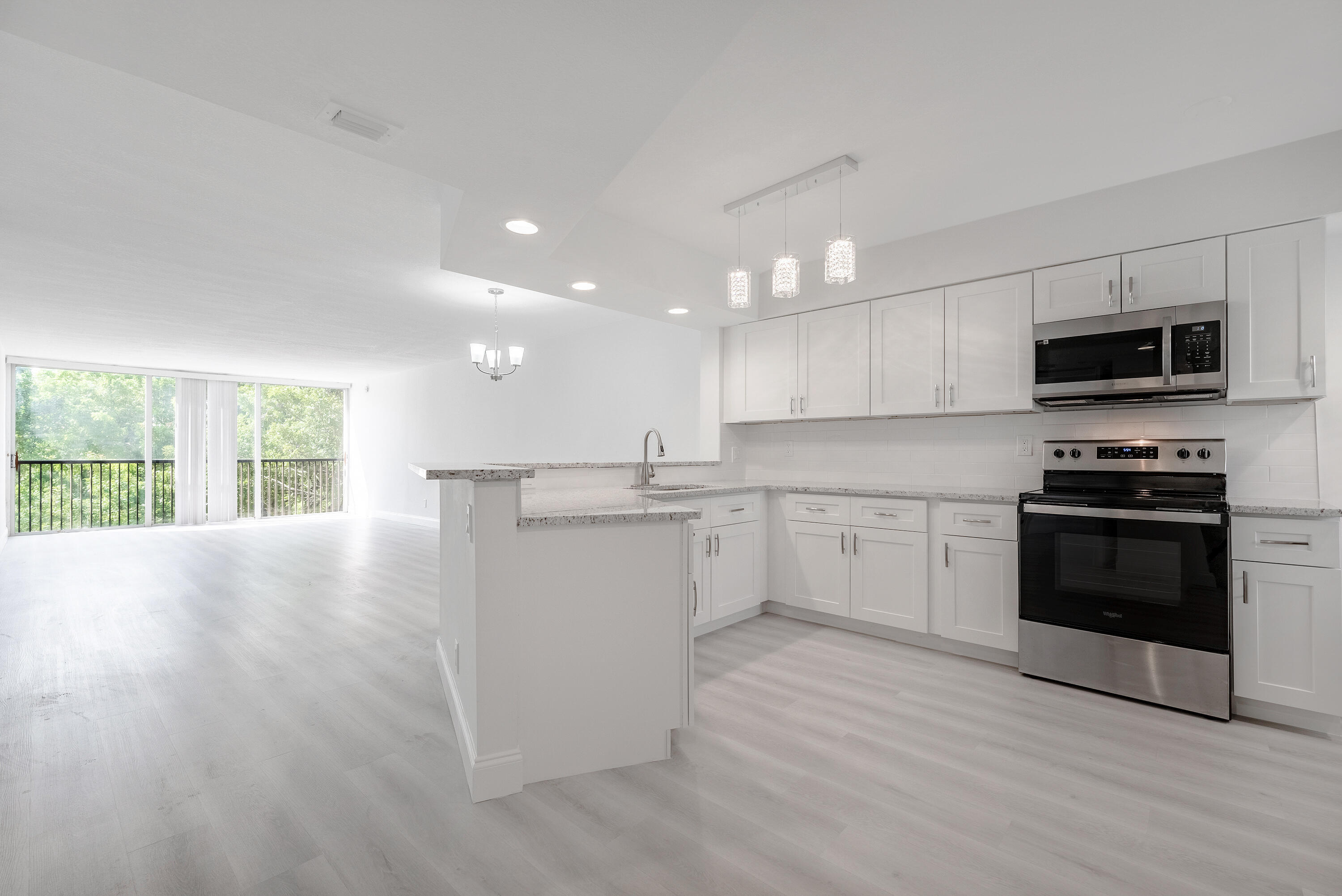 2208 S Cypress Bend Drive 407