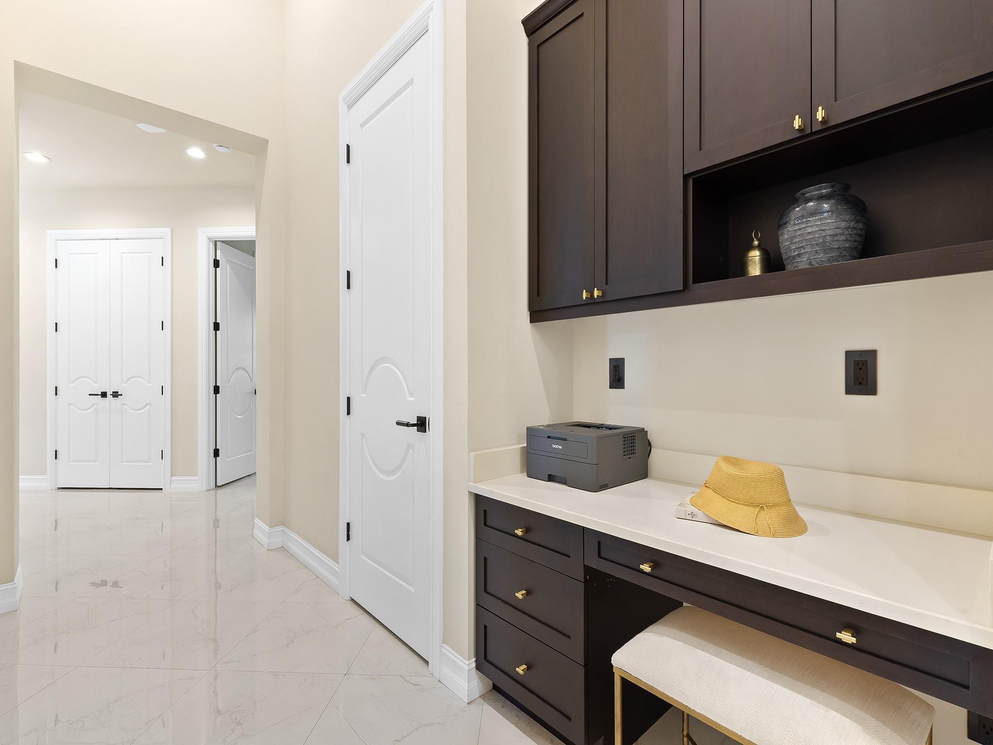 OAK HOLLOW ESTATES - Residential