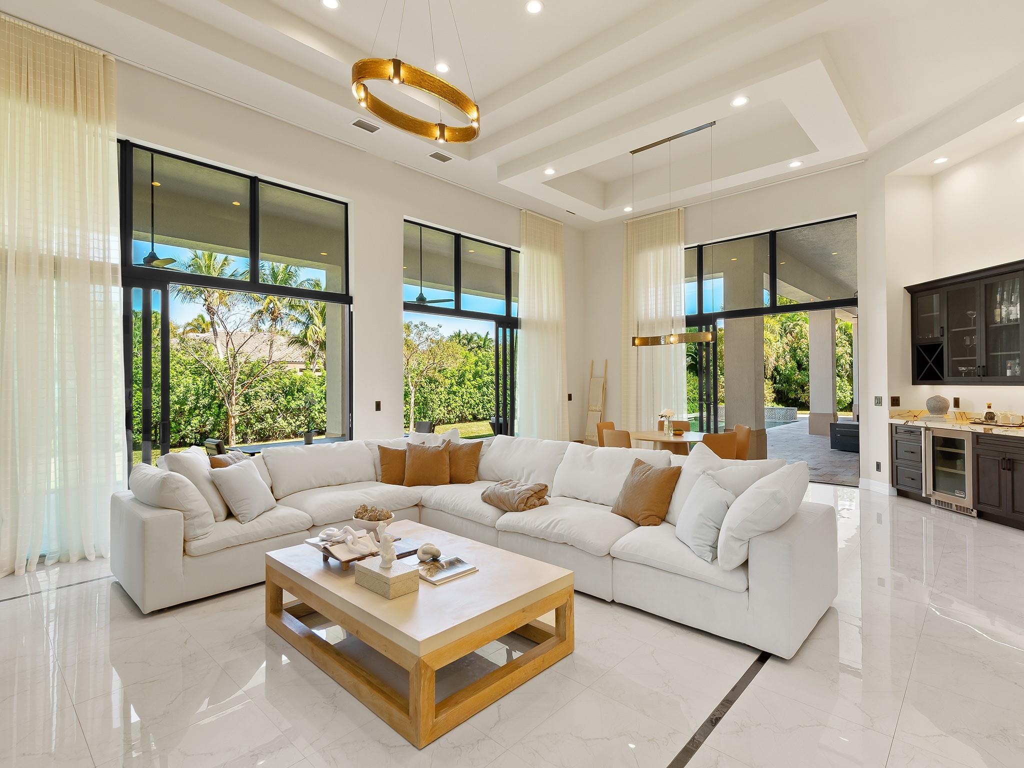 OAK HOLLOW ESTATES - Residential