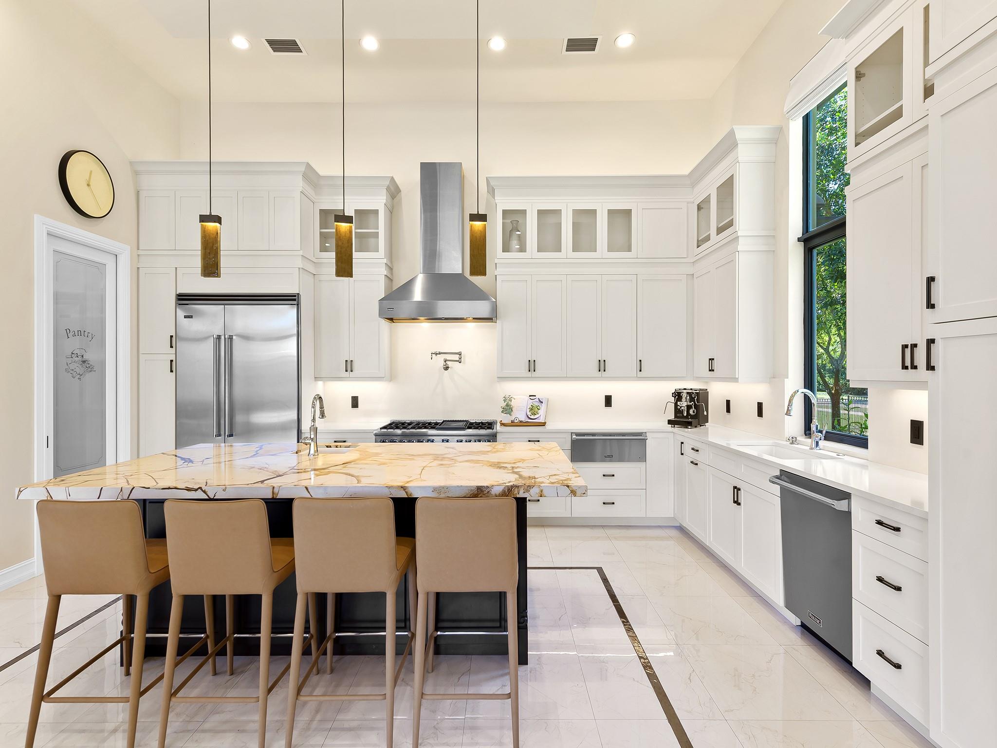 OAK HOLLOW ESTATES - Residential