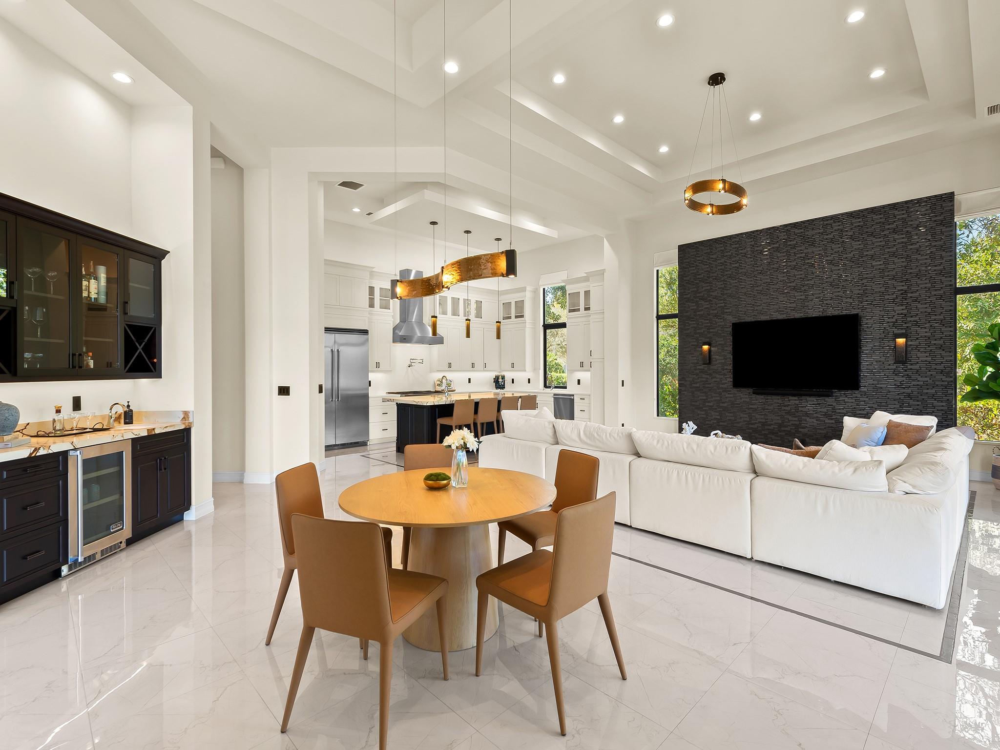 OAK HOLLOW ESTATES - Residential