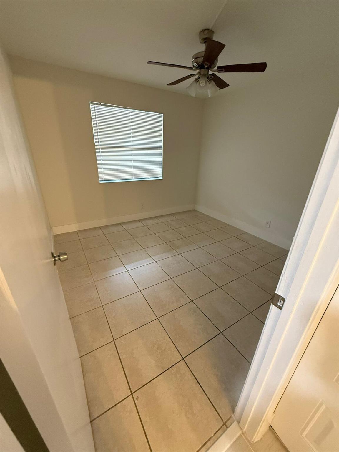 RAMBLEWOOD COURT - Residential