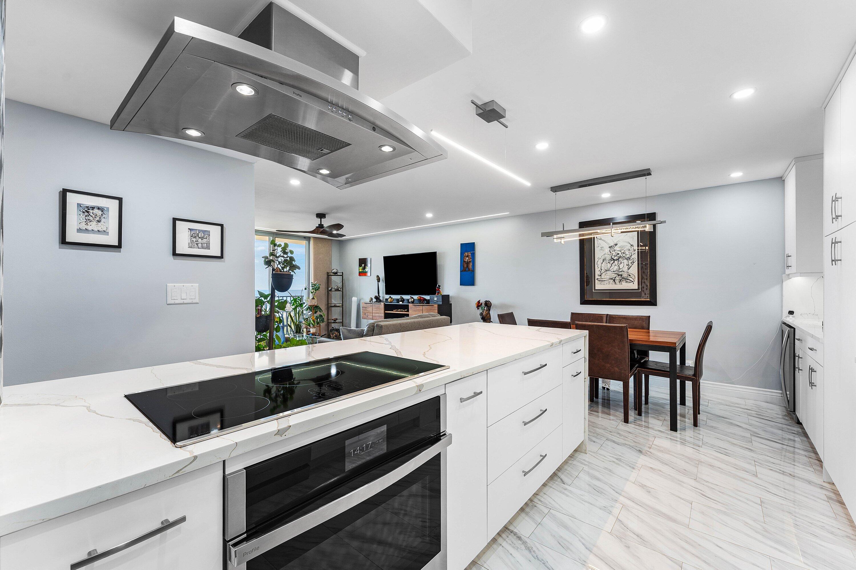 BOCA TOWERS CONDO PORTION - Residential