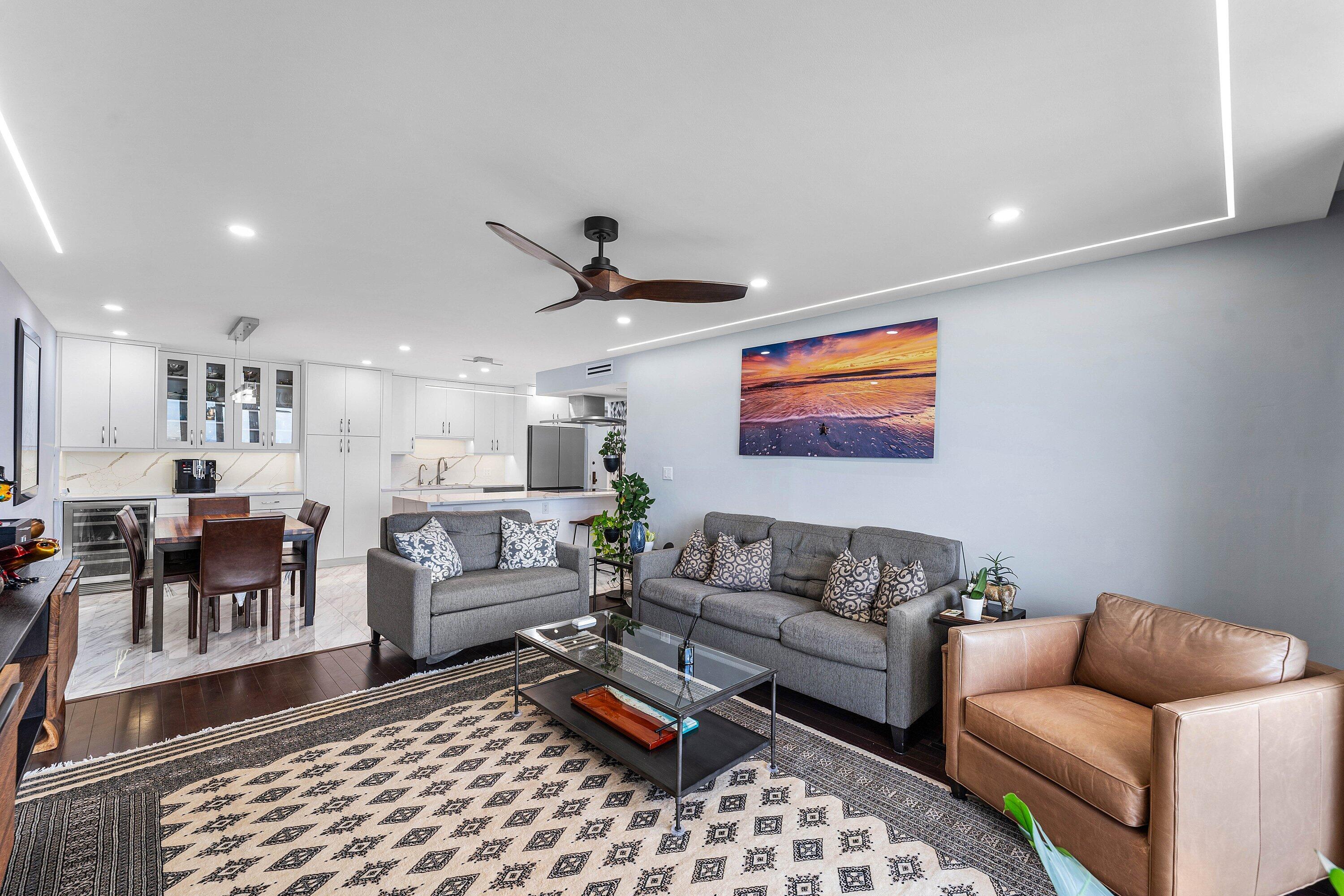 BOCA TOWERS CONDO PORTION - Residential