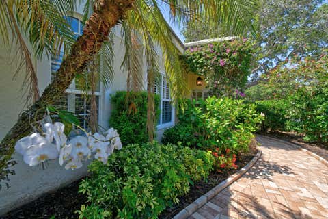 Photo of 3770 Shearwater Drive, Jupiter, FL 33477 (MLS # B26028856)