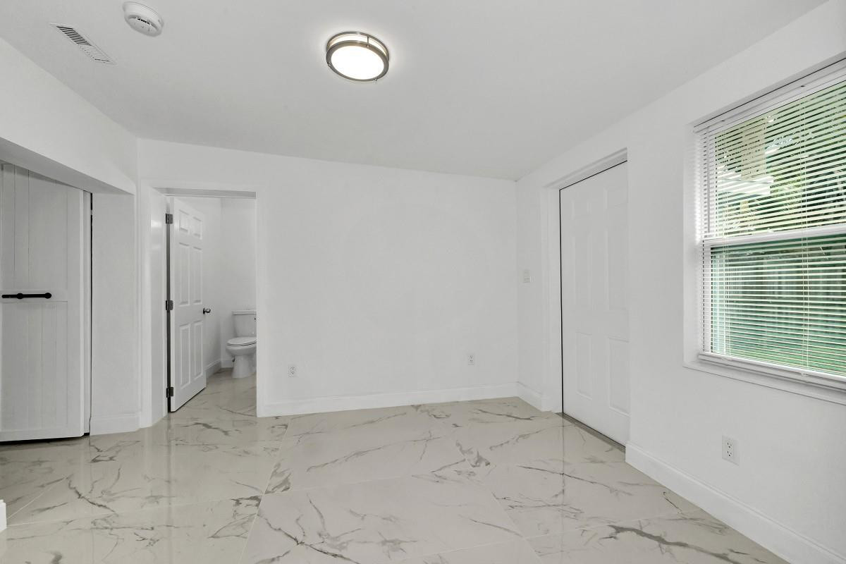 Springbank Park Sec 2 69- - Residential