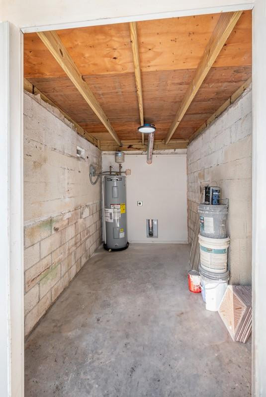 Springbank Park Sec 2 69- - Residential