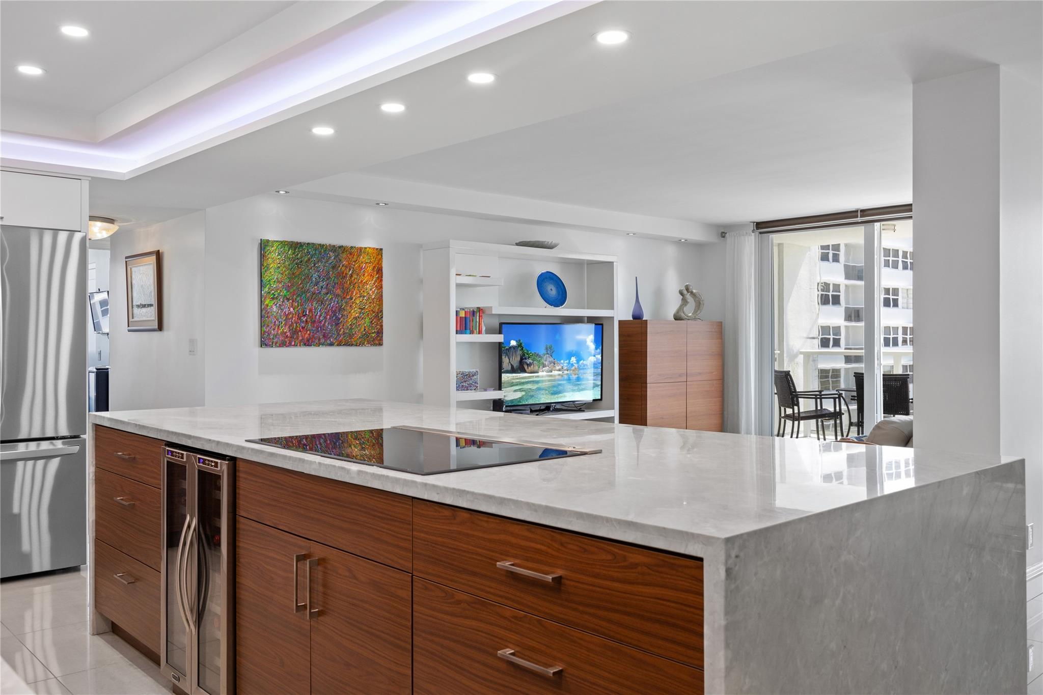 La Mer - Residential