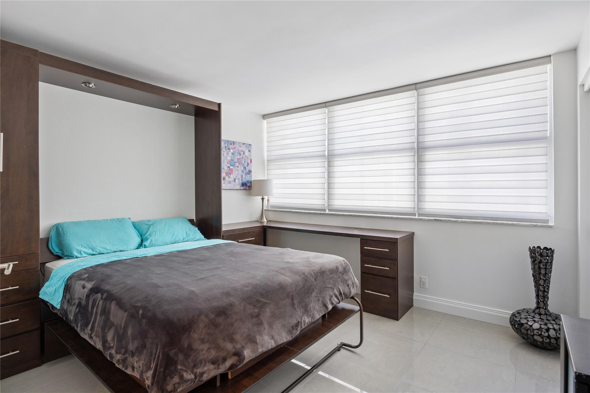 La Mer - Residential