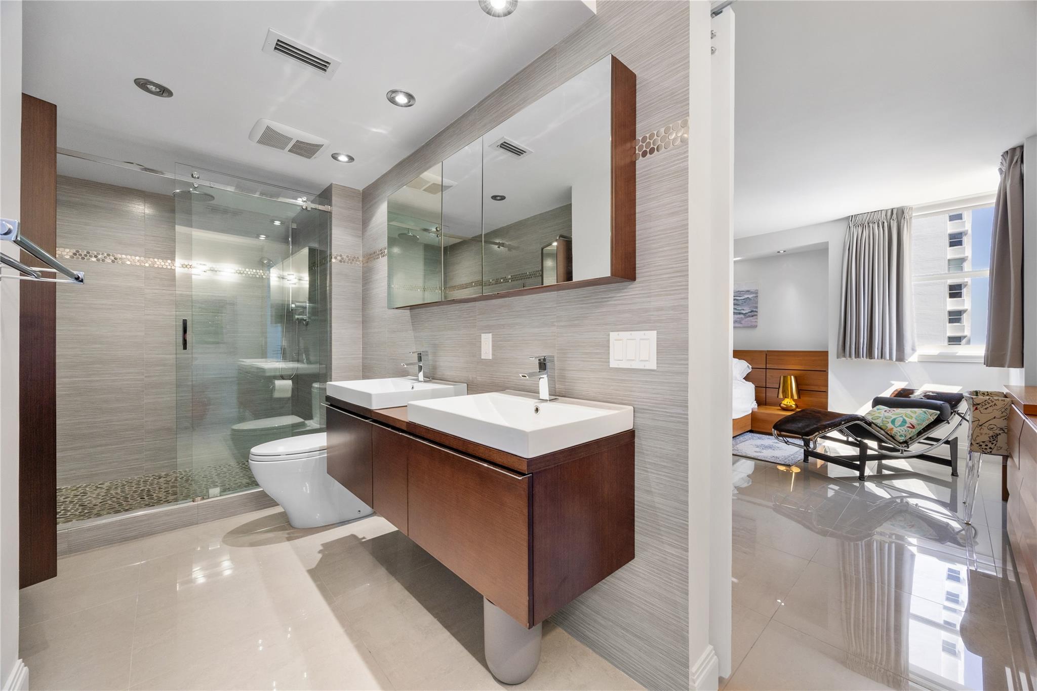 La Mer - Residential