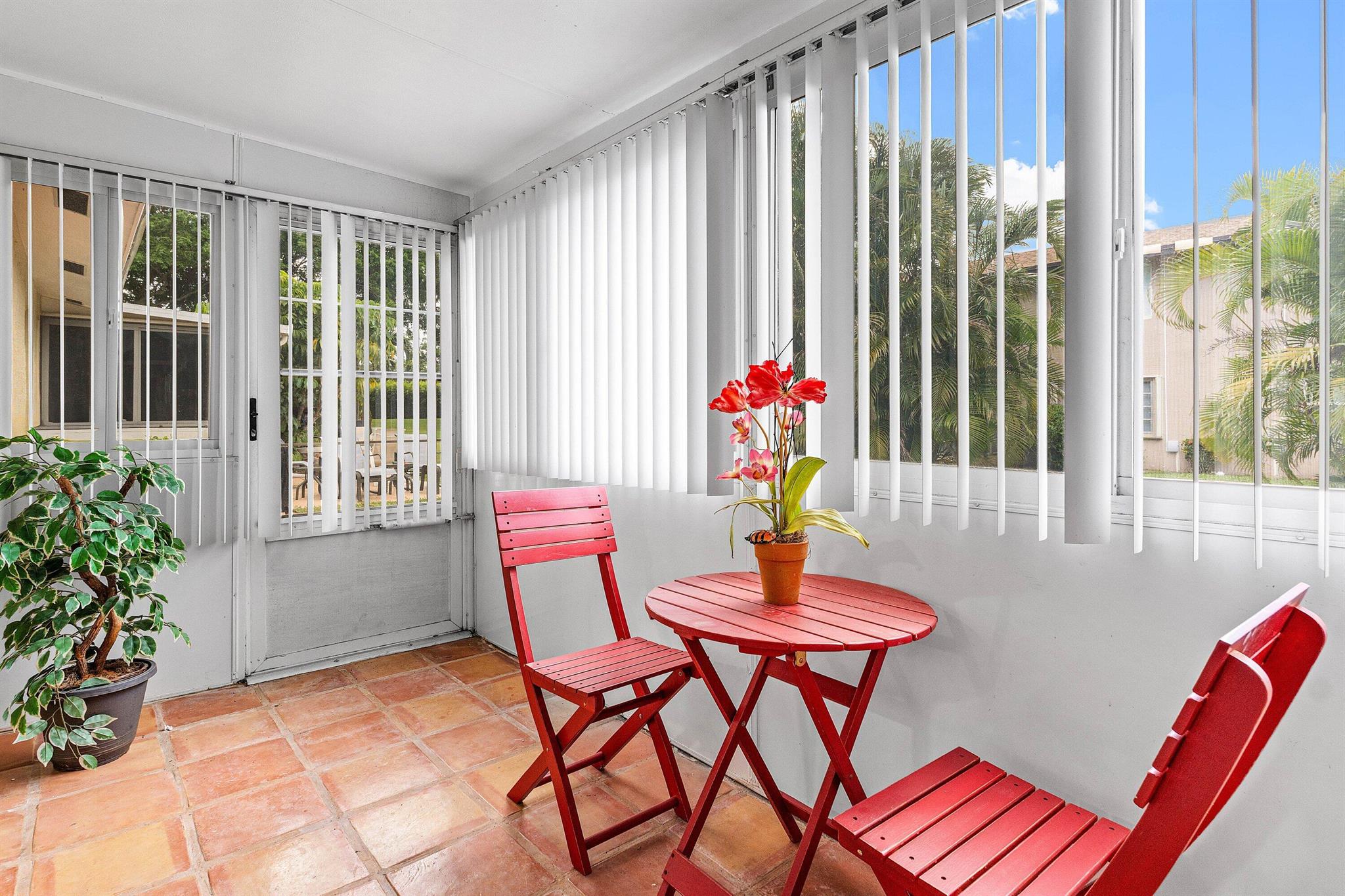 PALM GREENS AT VILLA DEL - Residential Lease