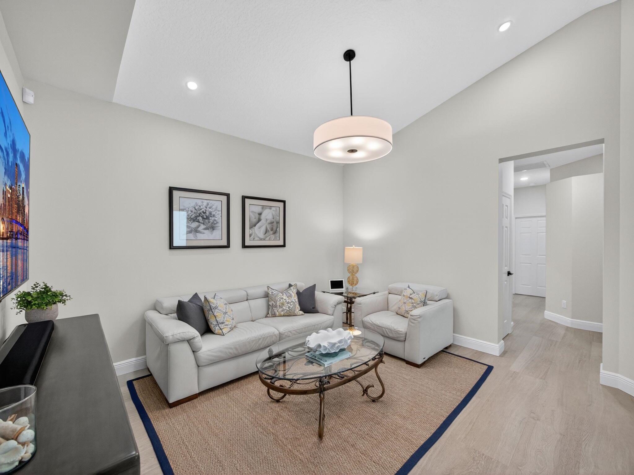 WILLOUGHBY (AKA WILLOUGHB - Residential