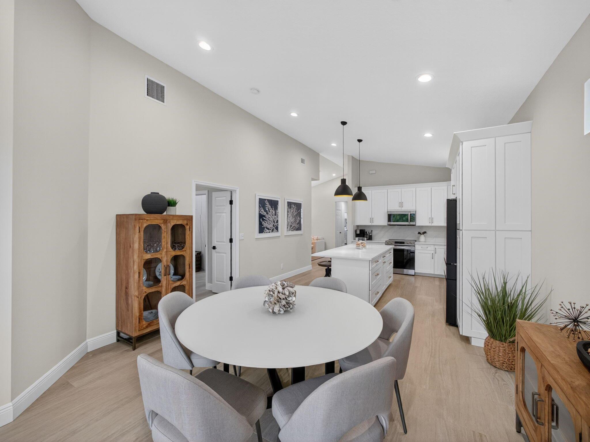 WILLOUGHBY (AKA WILLOUGHB - Residential